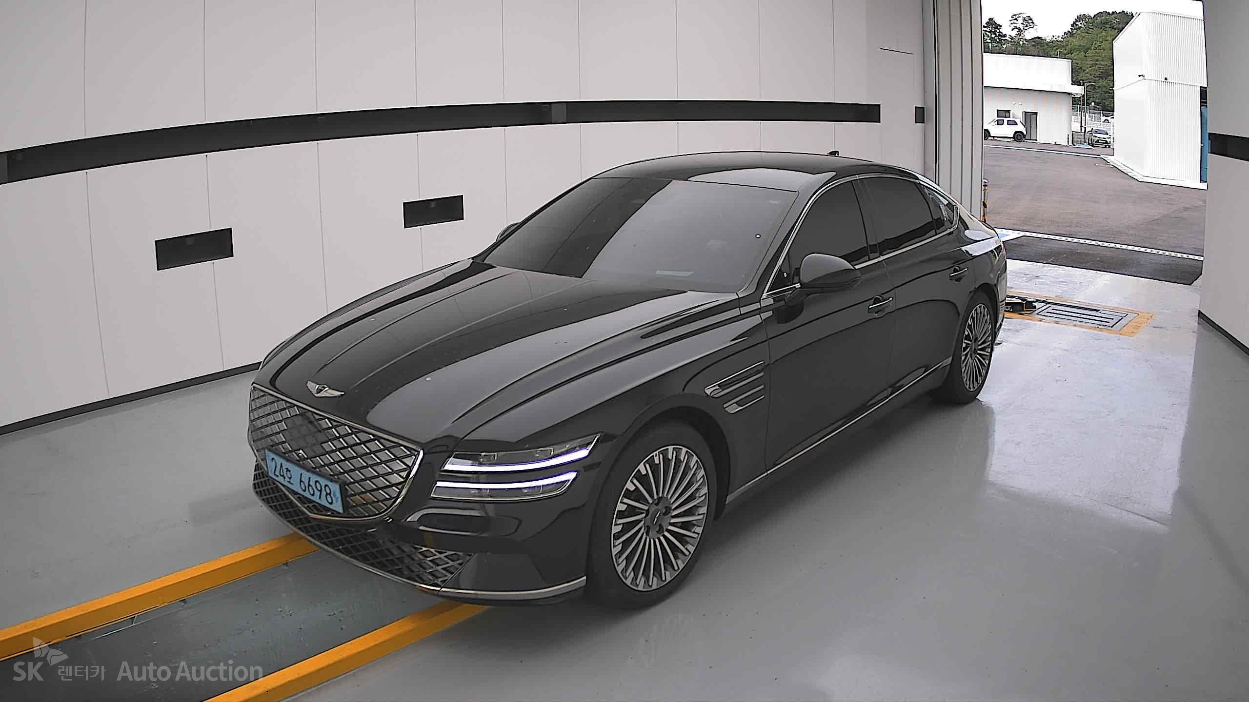 جينيسيس Eg80 2022 — صورة 11