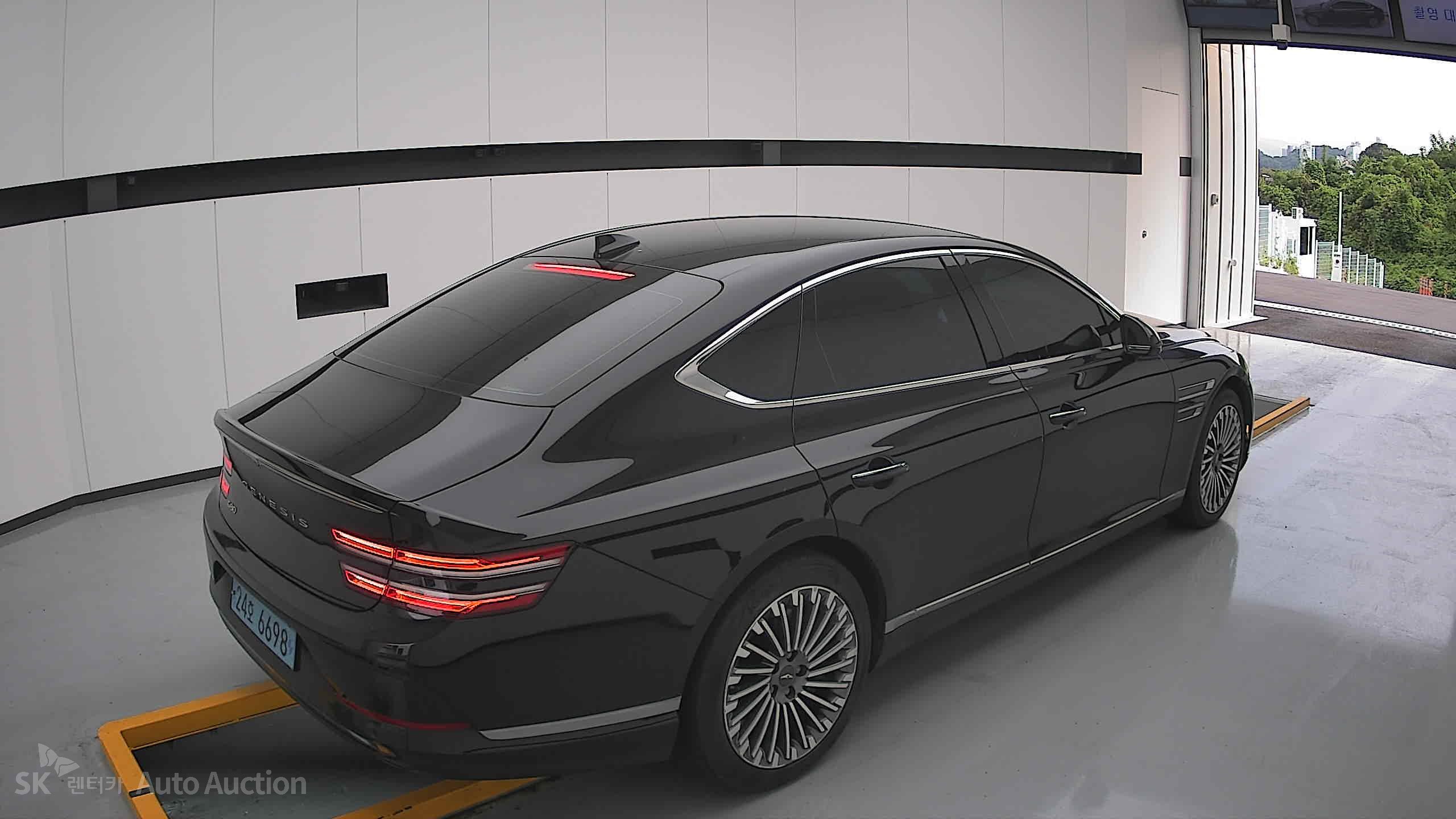 جينيسيس Eg80 2022 — صورة 17