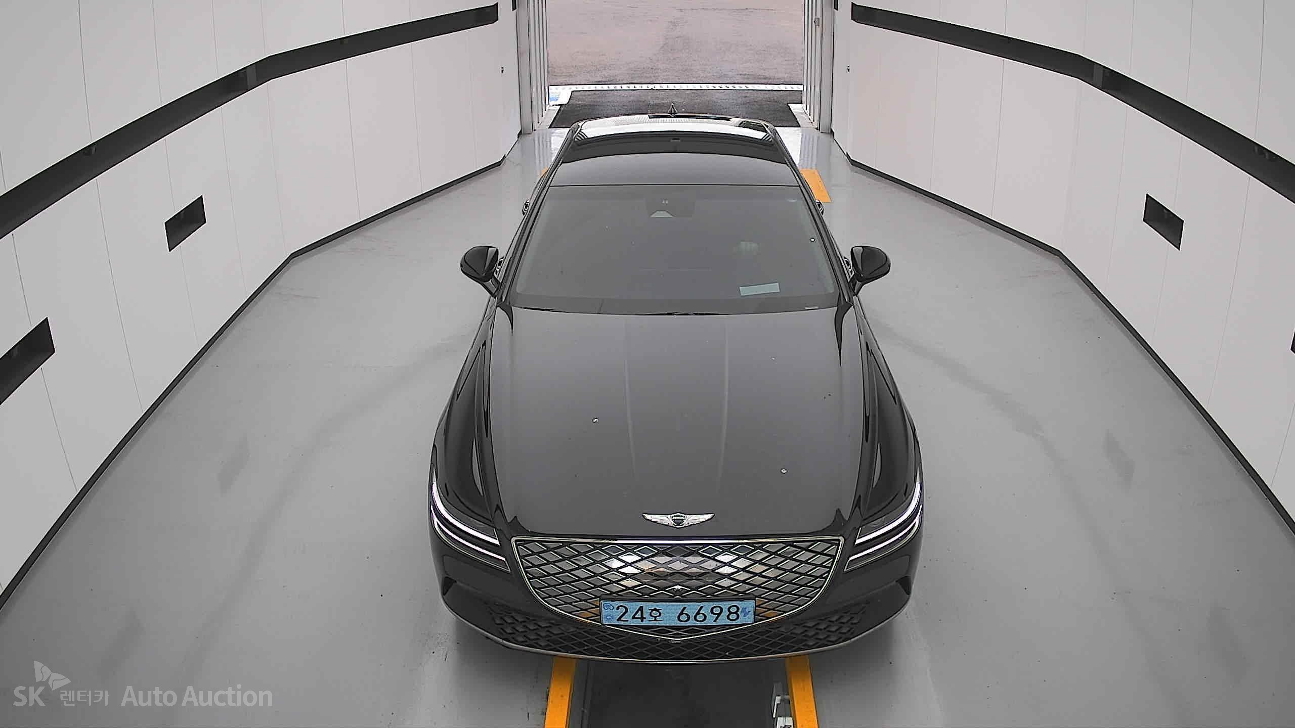 جينيسيس Eg80 2022 — صورة 24