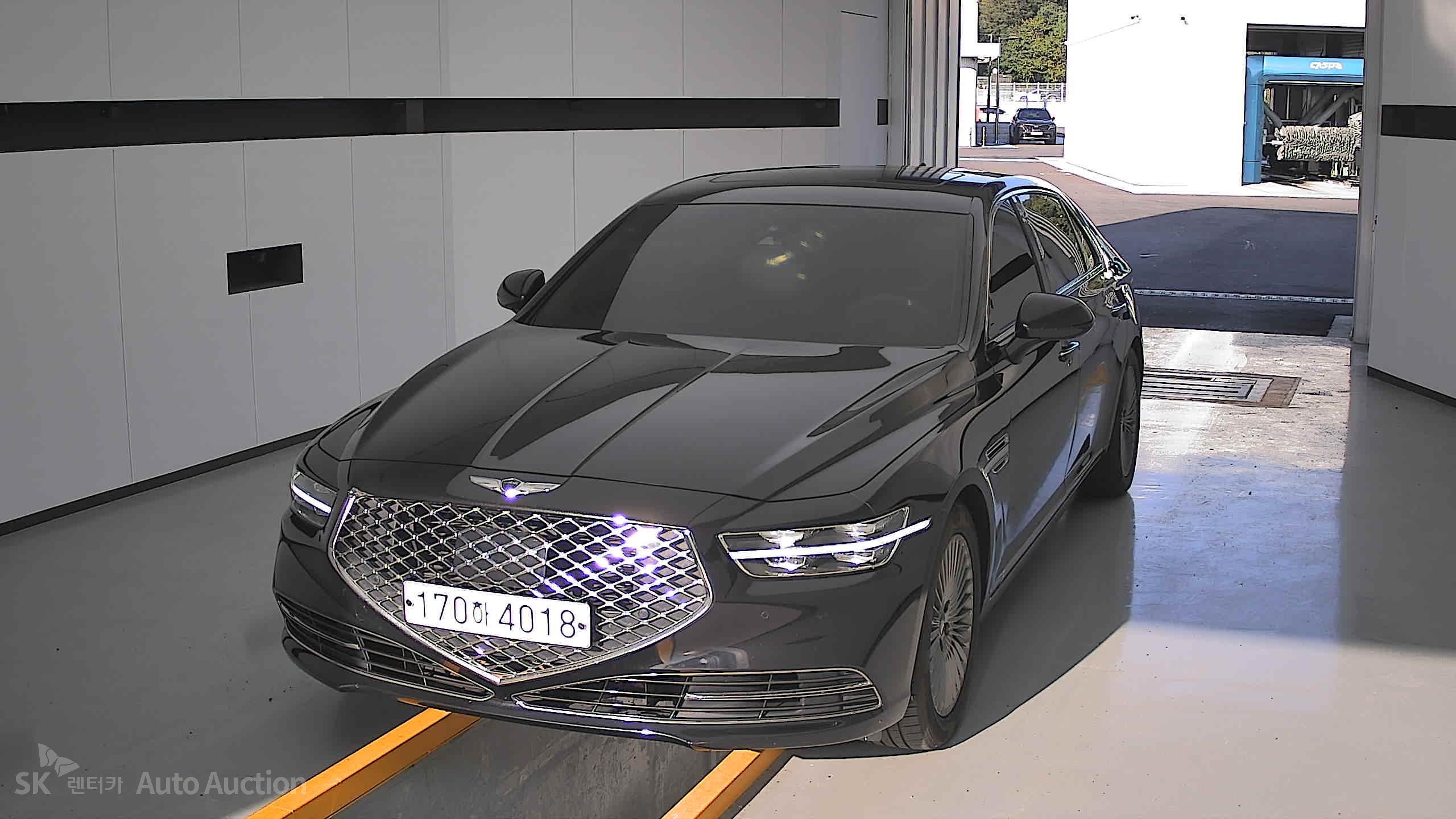 Genesis G90