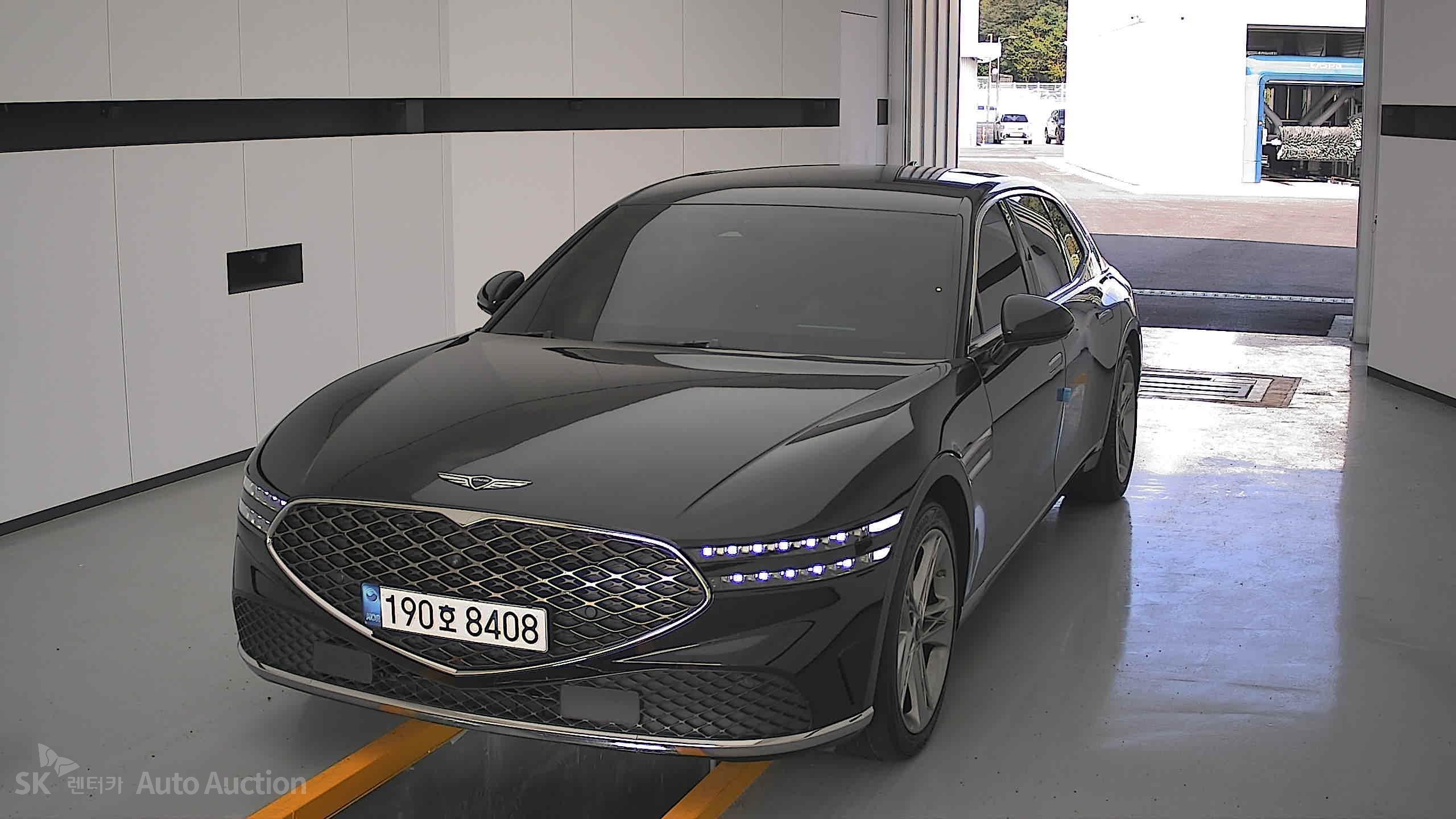 جينيسيس G90