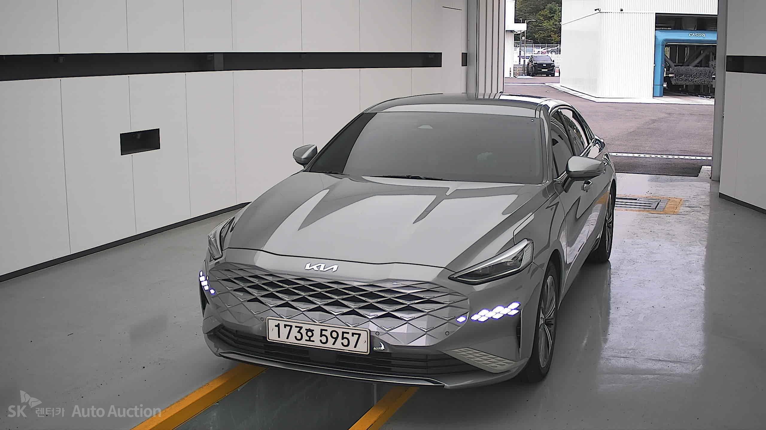 Kia K8