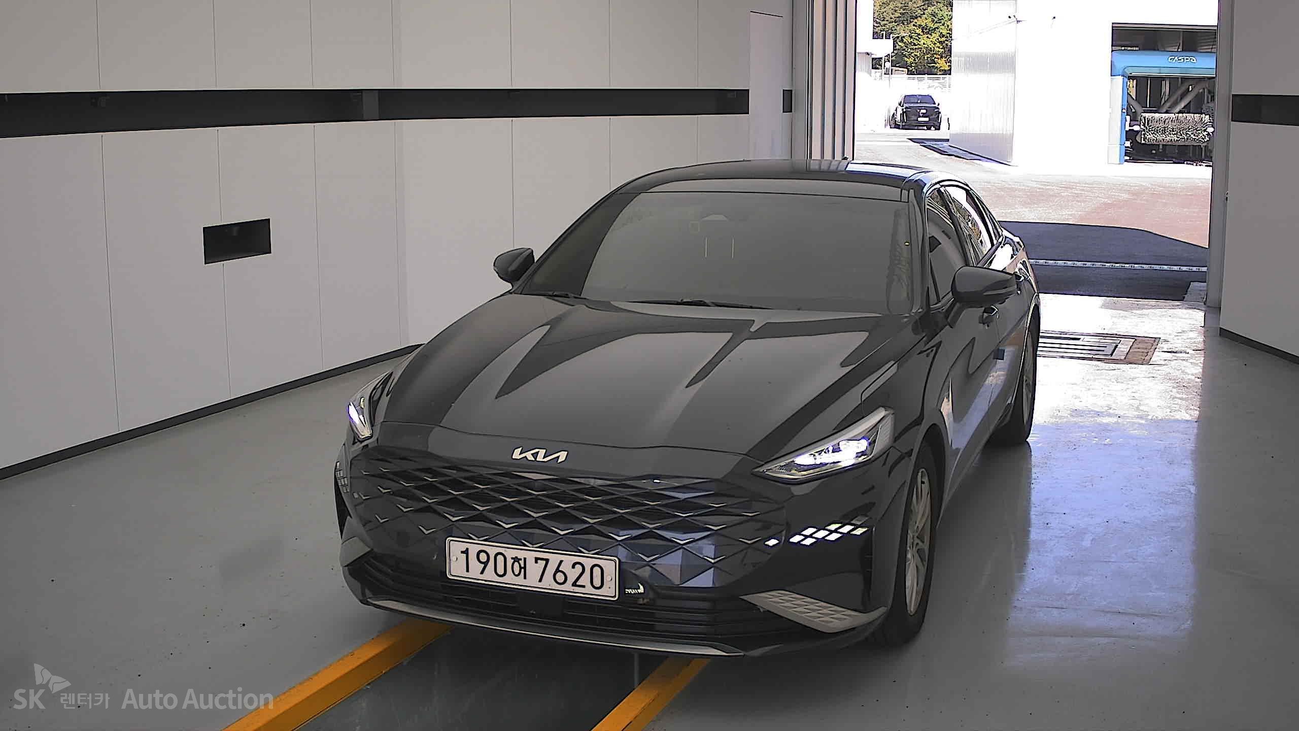 Kia K8