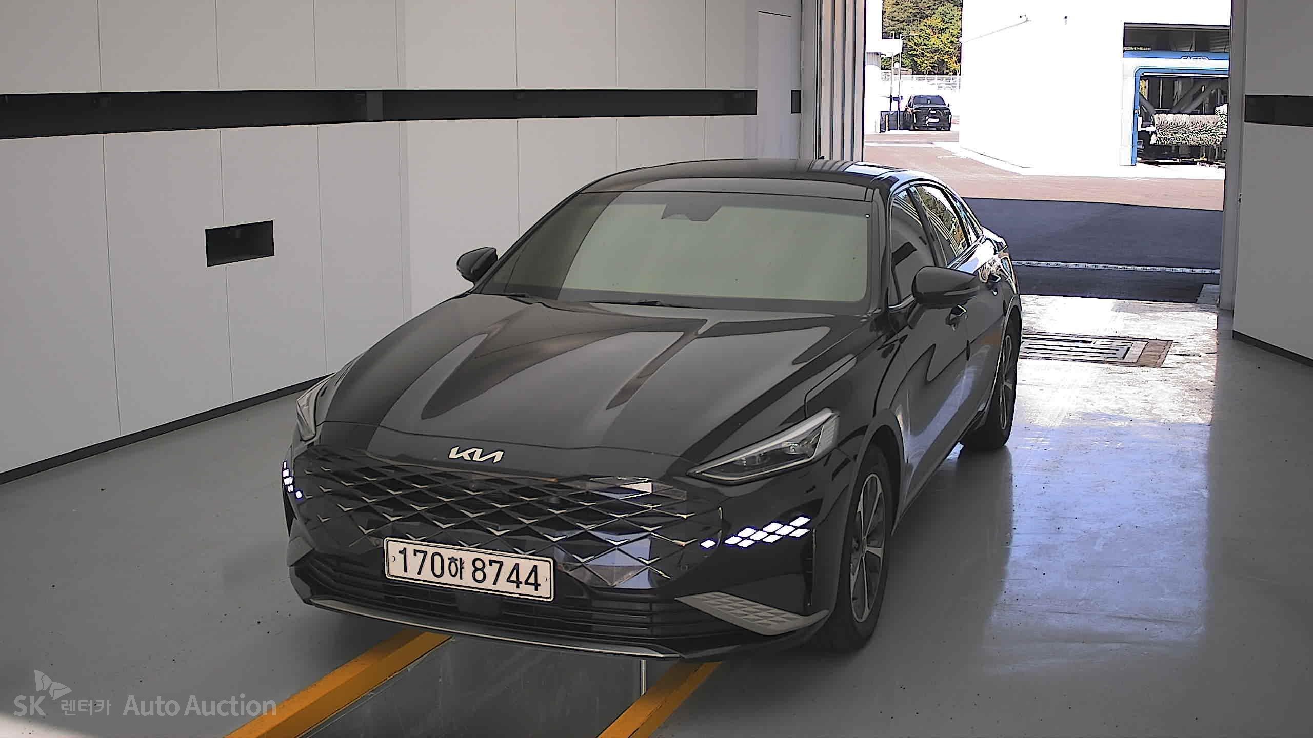 Kia K8
