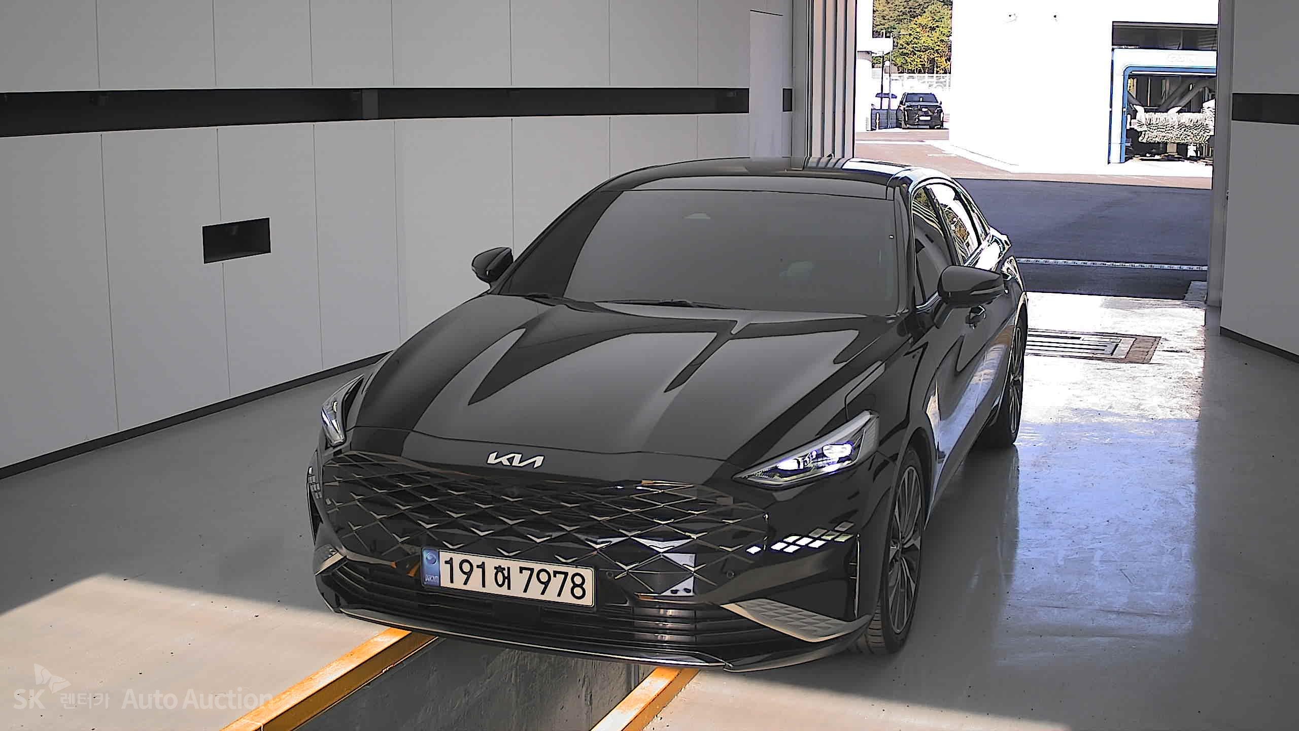 Kia K8