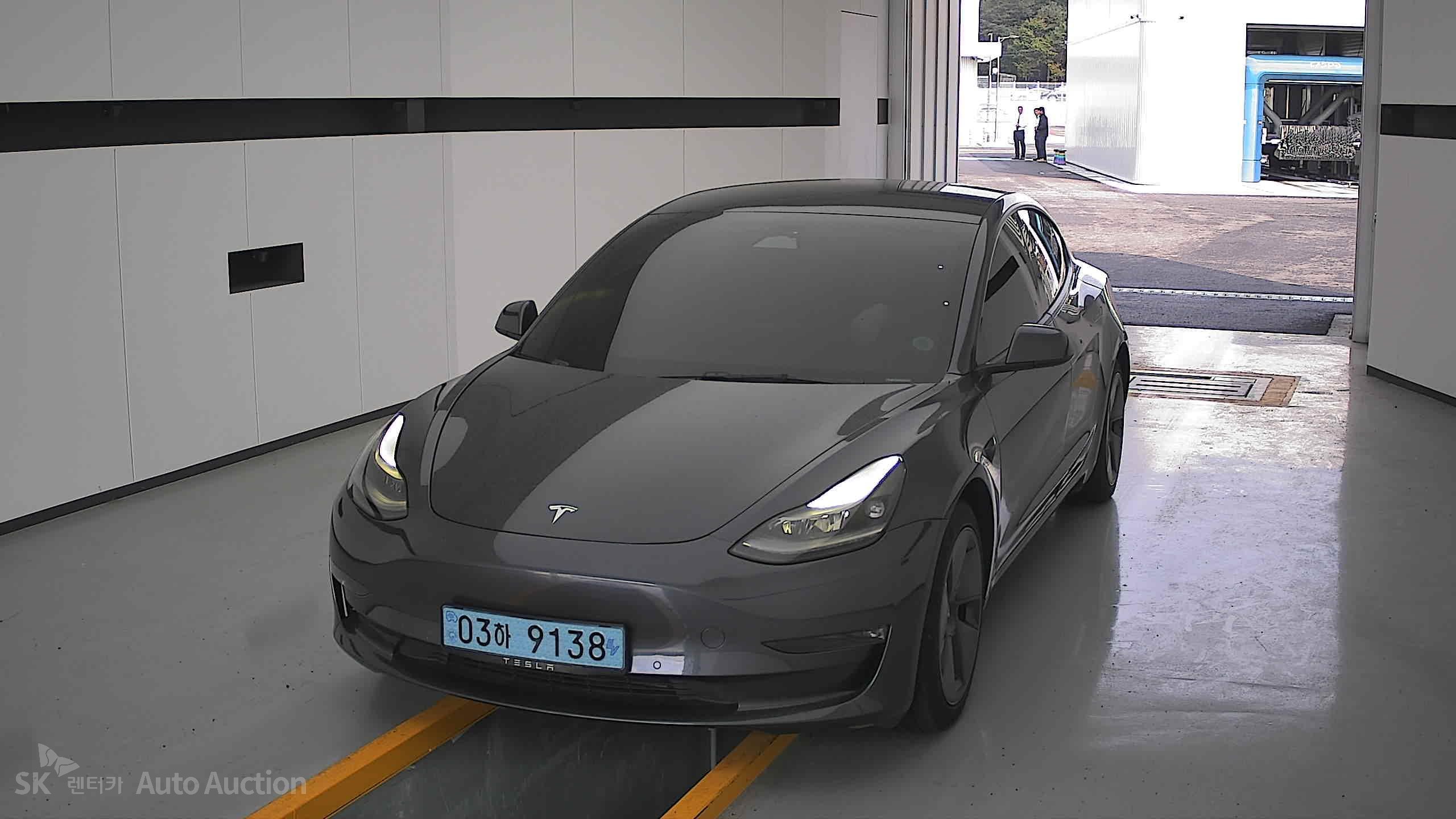 تيسلا Model 3