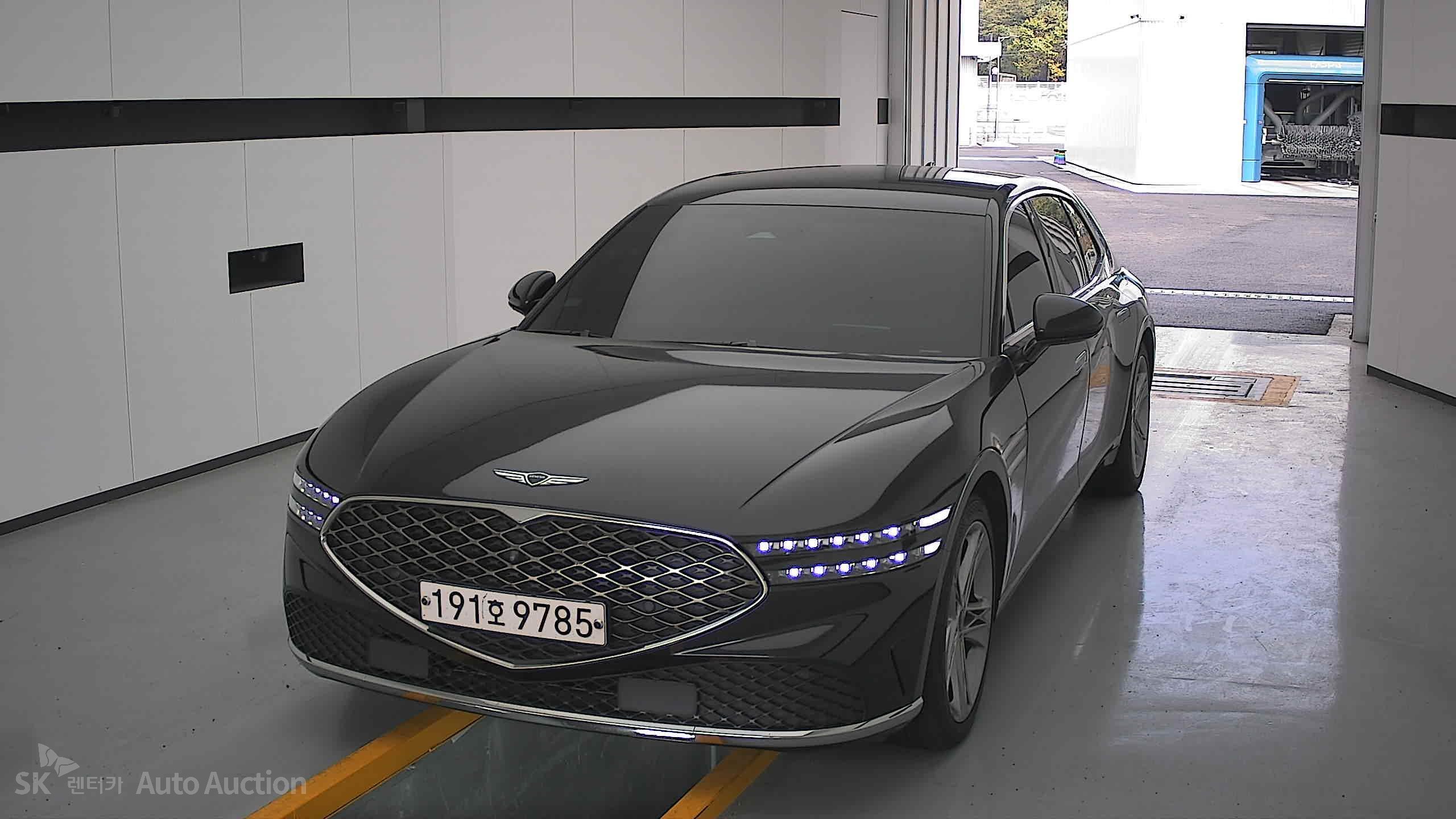 جينيسيس G90