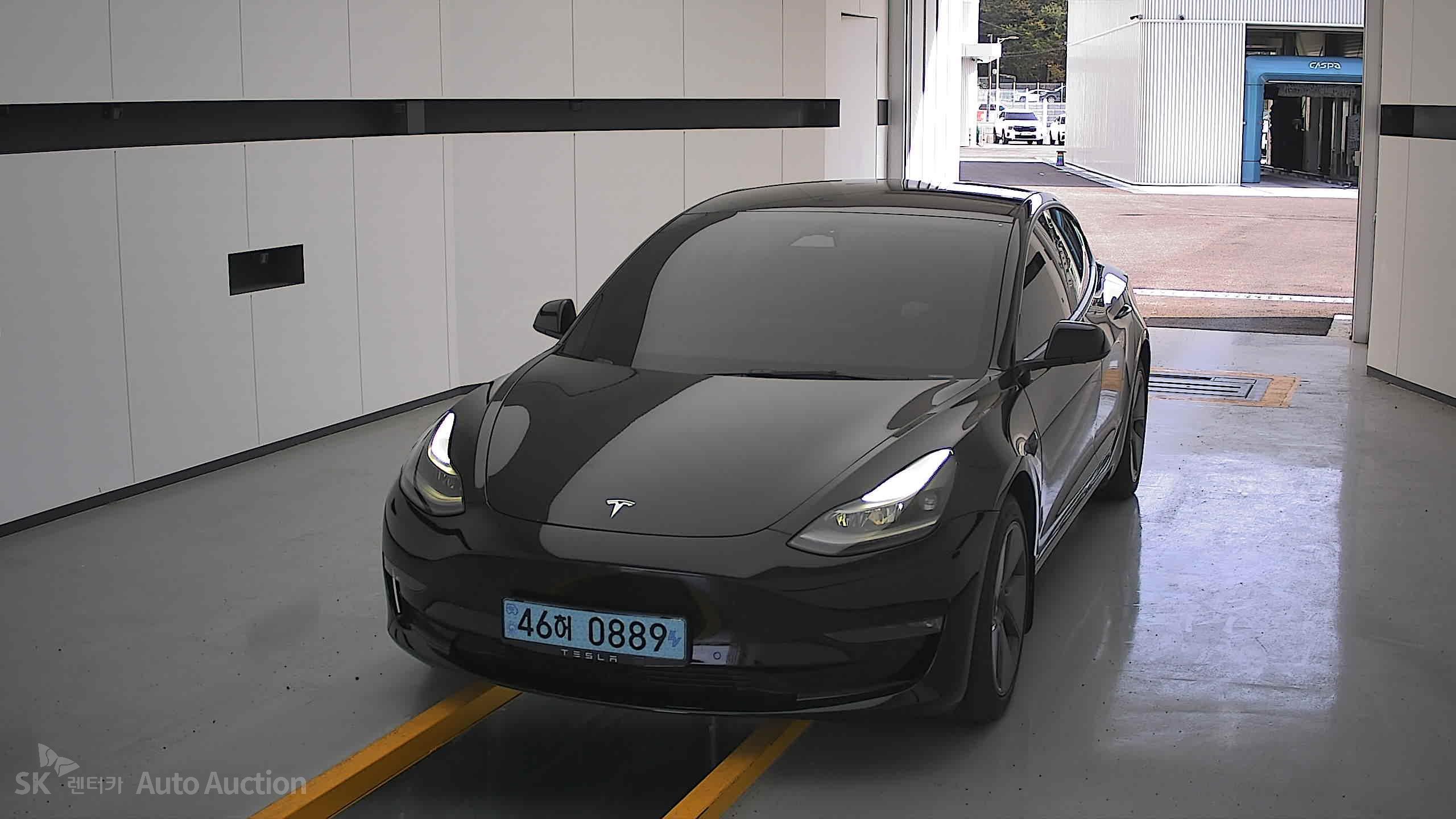 تيسلا Model 3