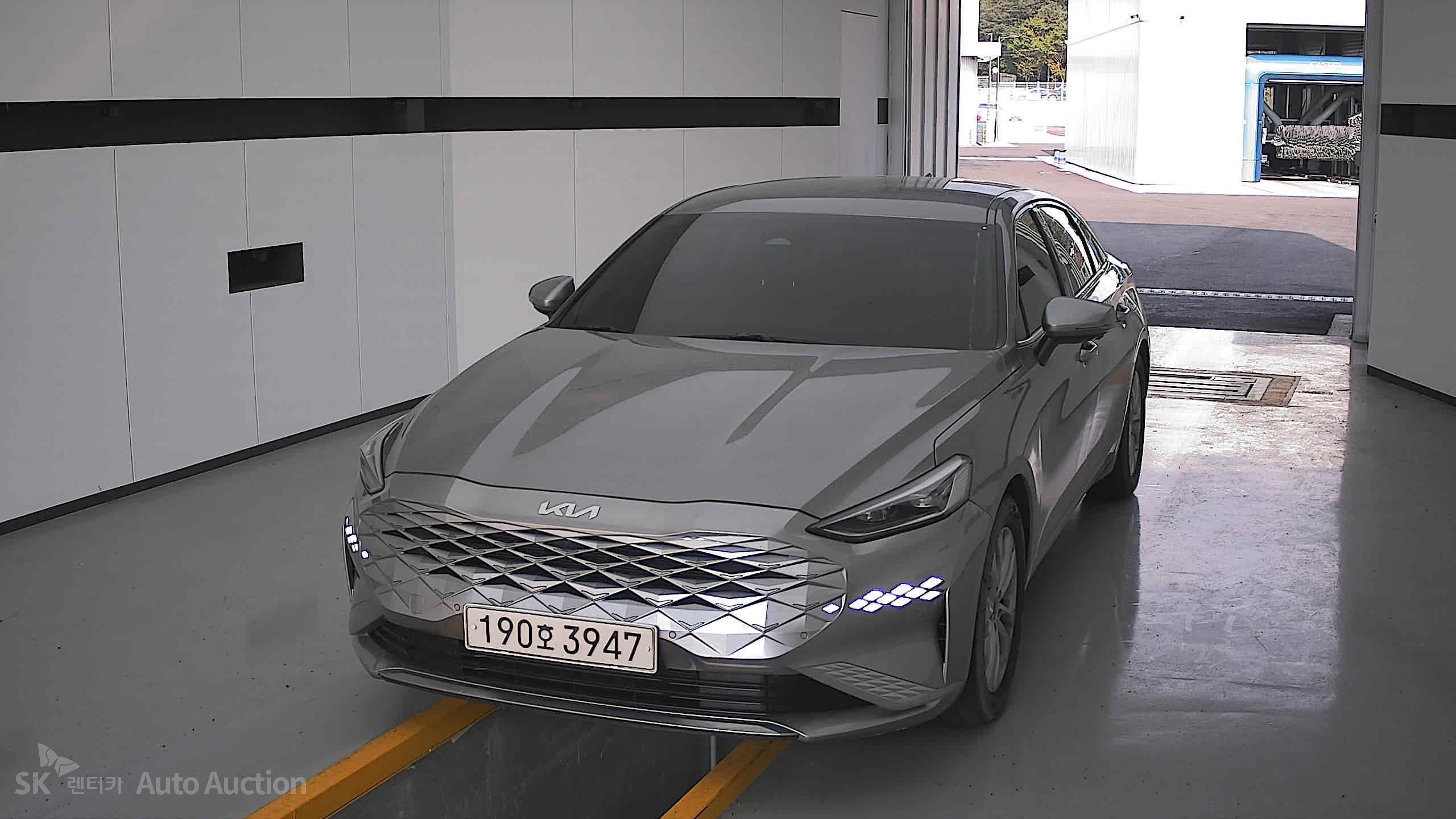 Kia K8
