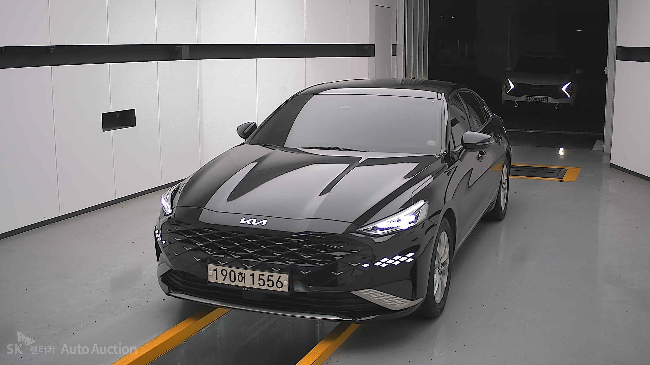 Kia K8