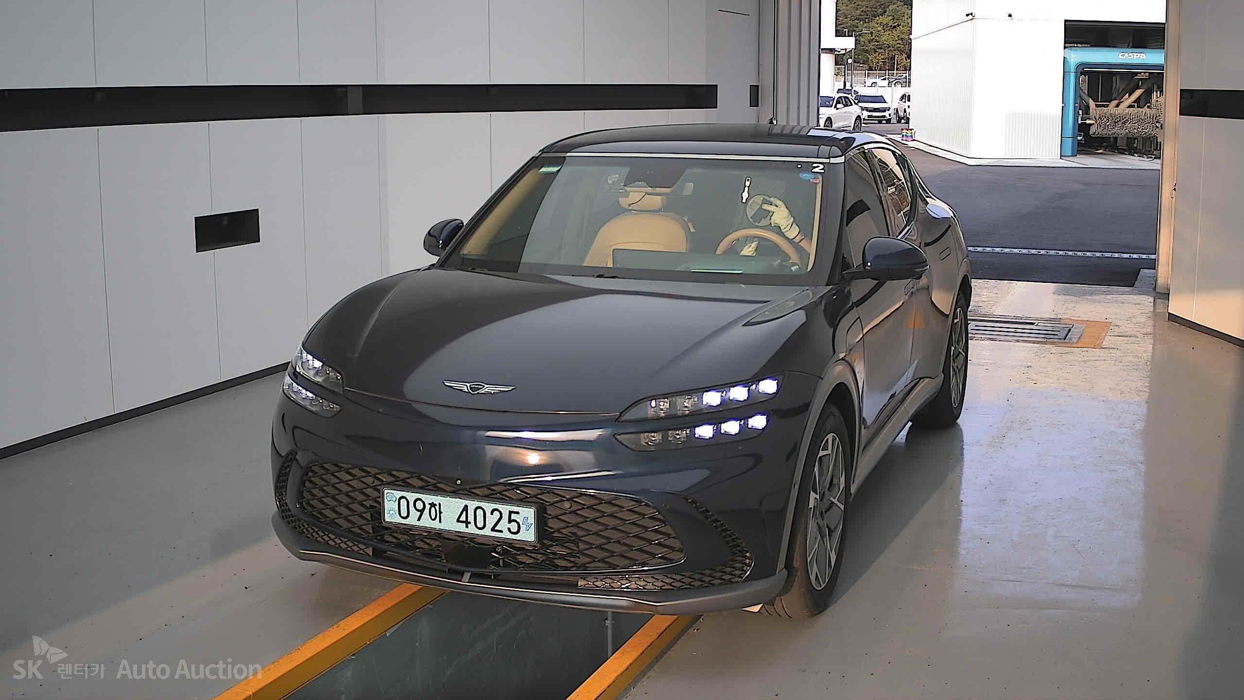 Genesis GV60