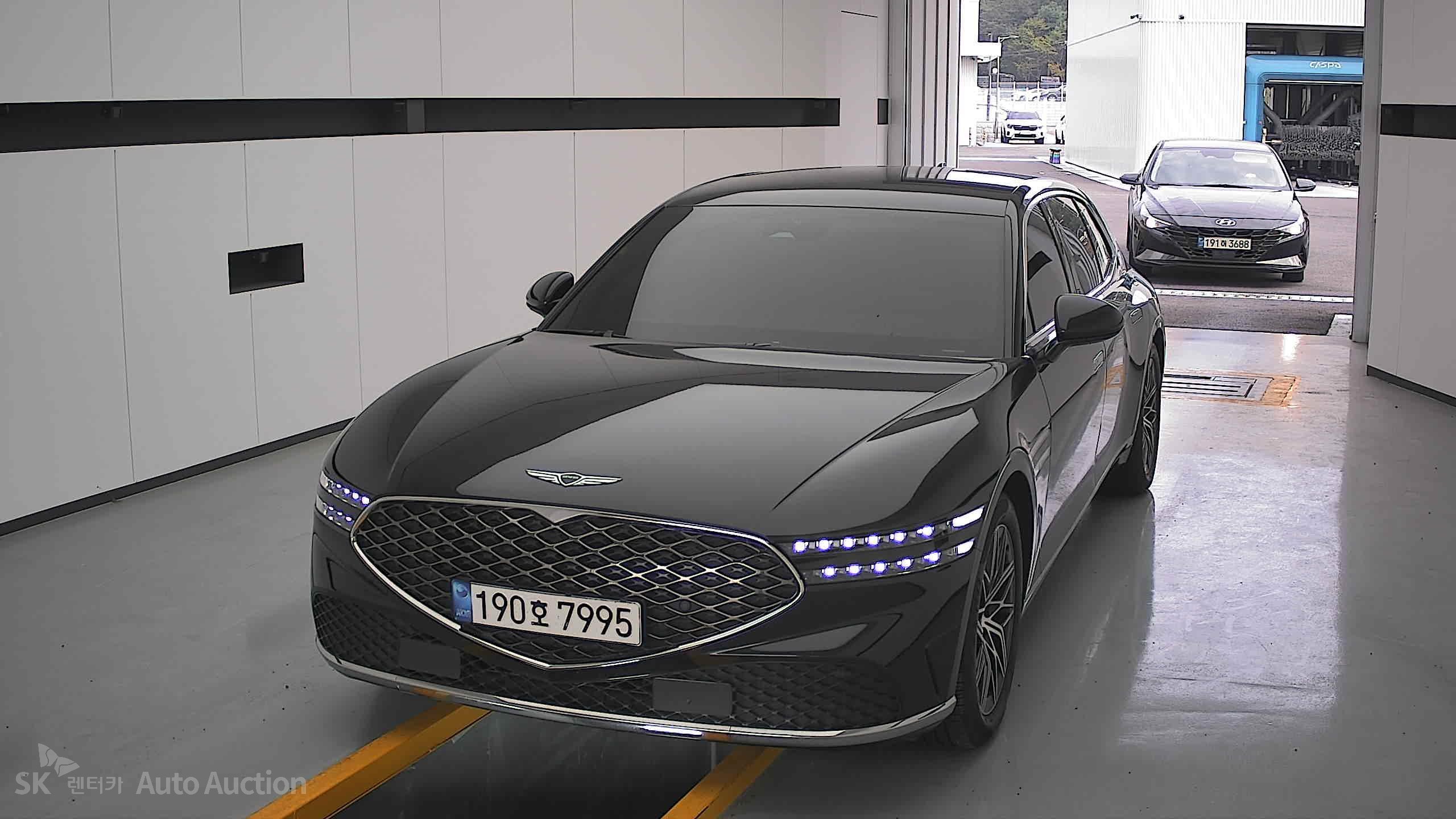 جينيسيس G90