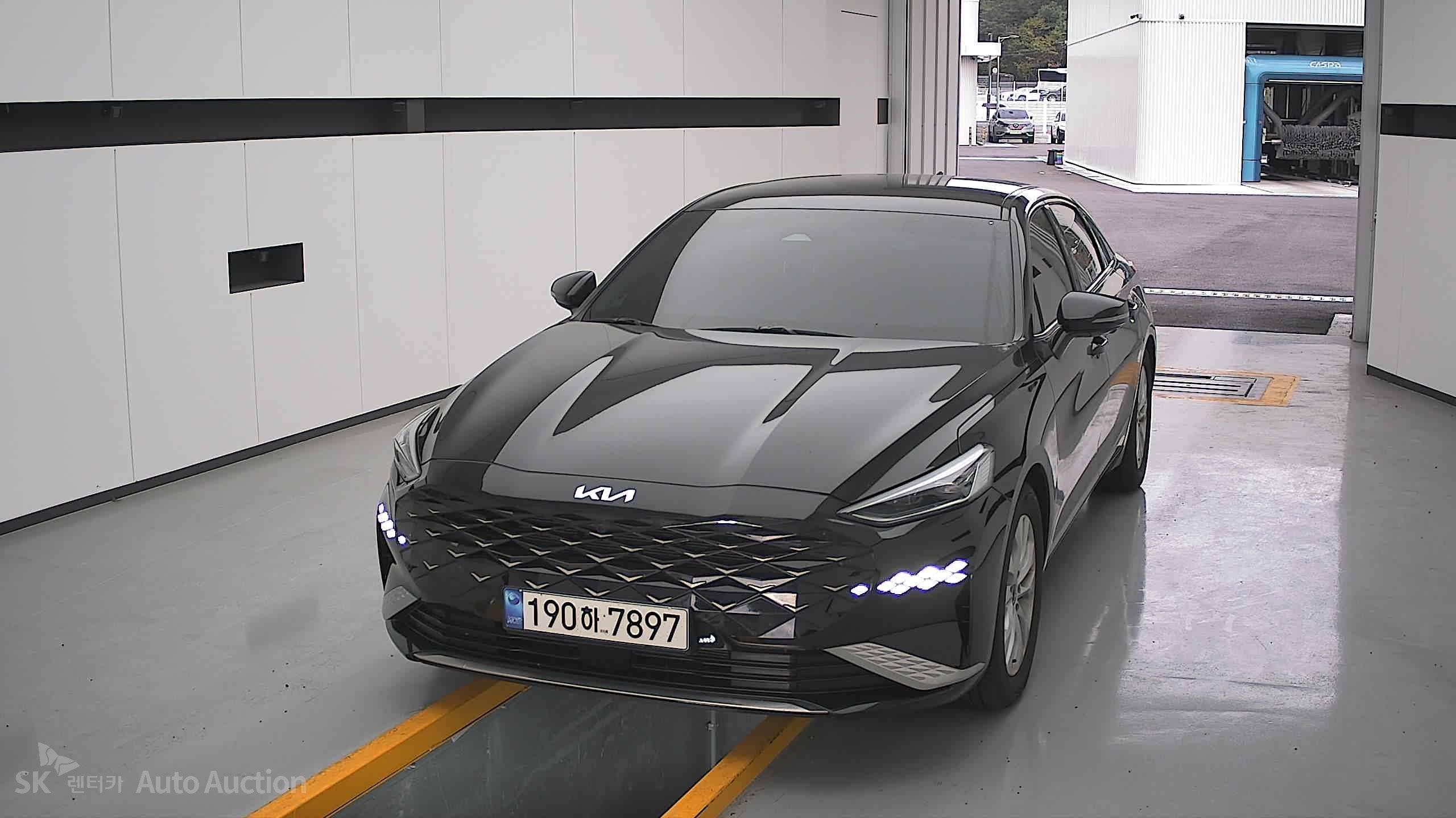 Kia K8