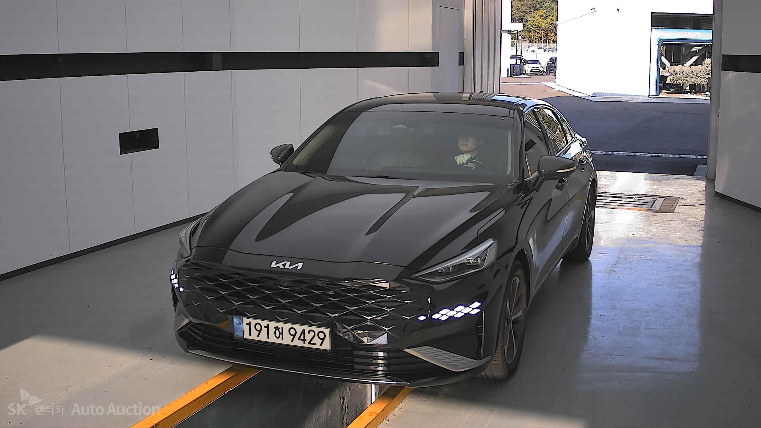 Kia K8