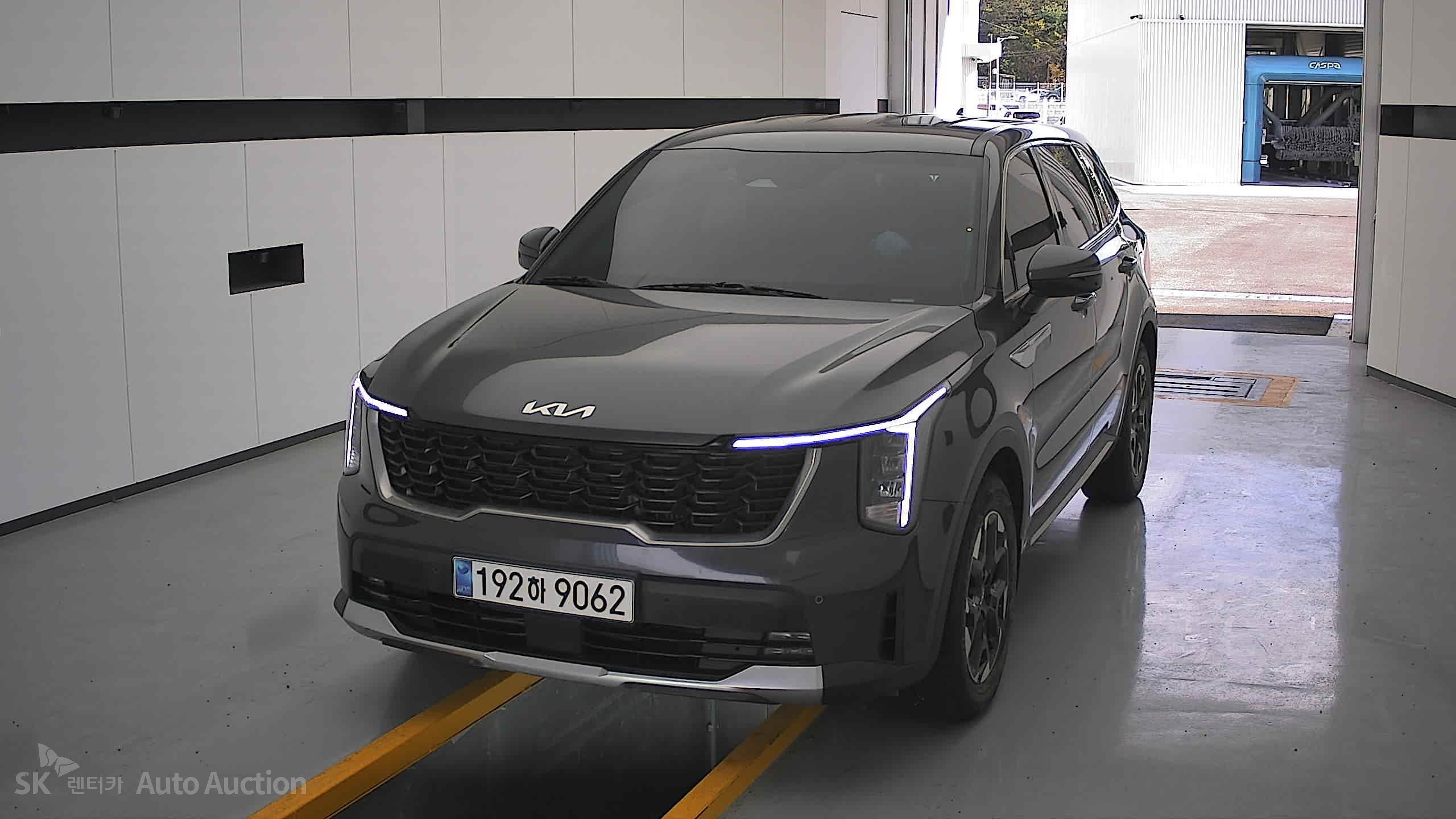 Kia - Sorento | The New 2.2 Diesel 2WD Prestige