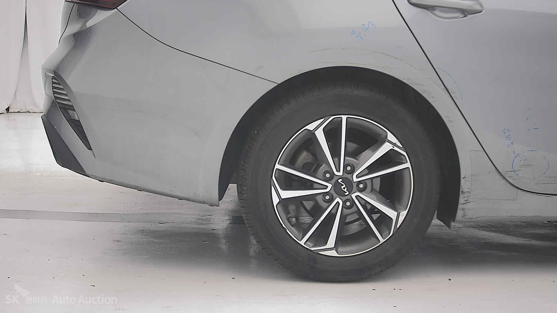 صورة إضافية