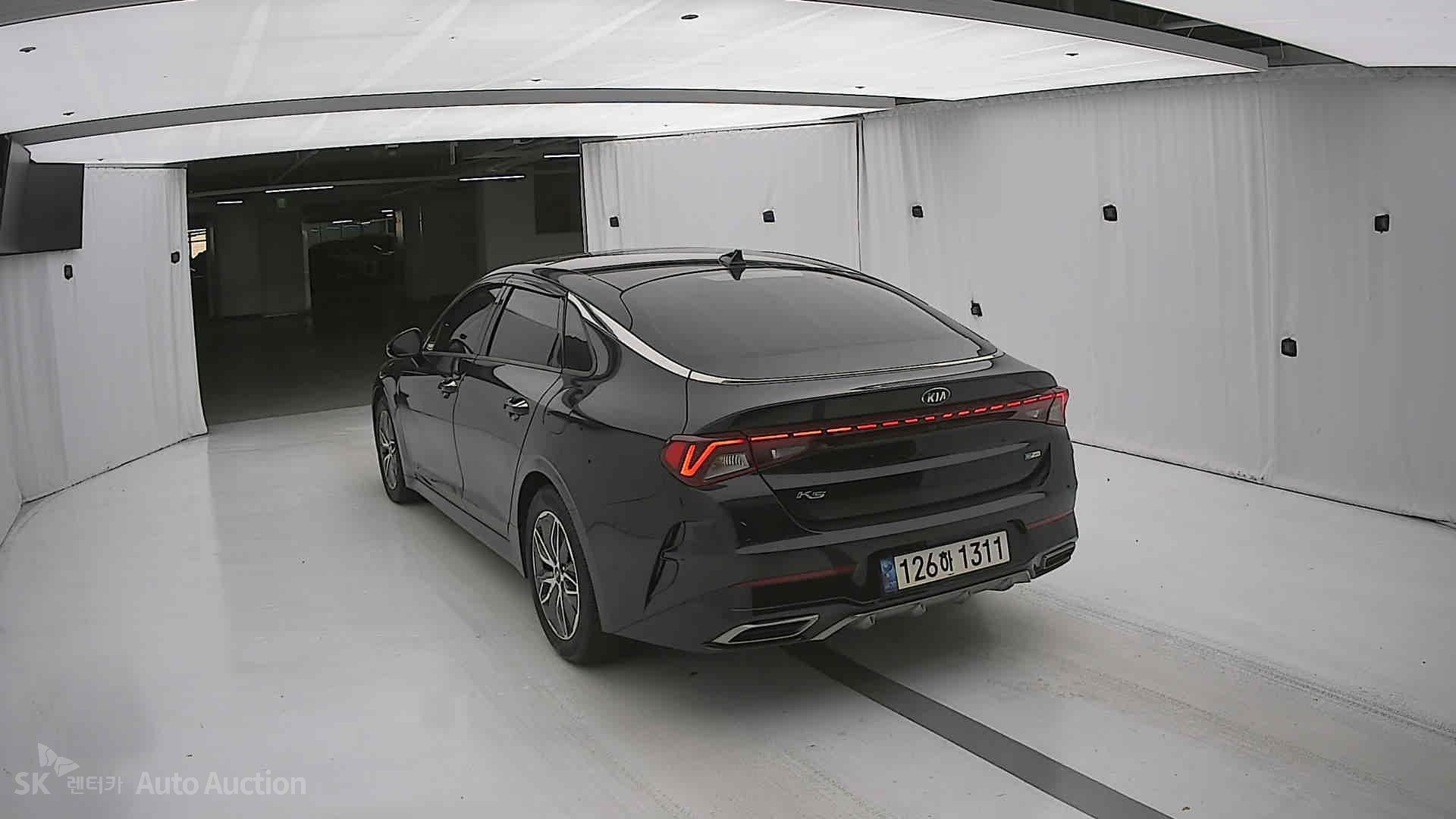 صورة إضافية