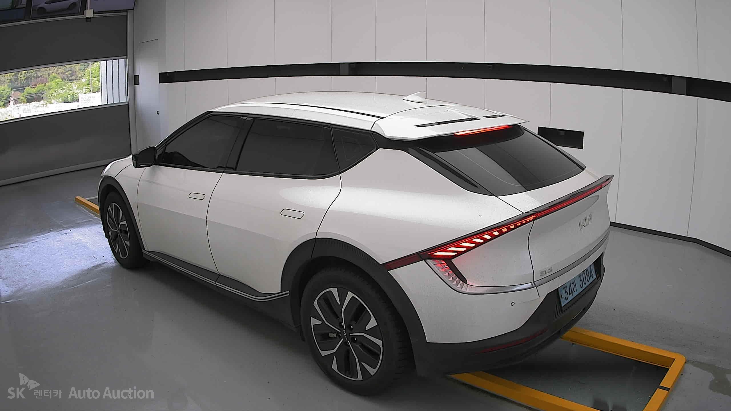 2022 - kia ev6