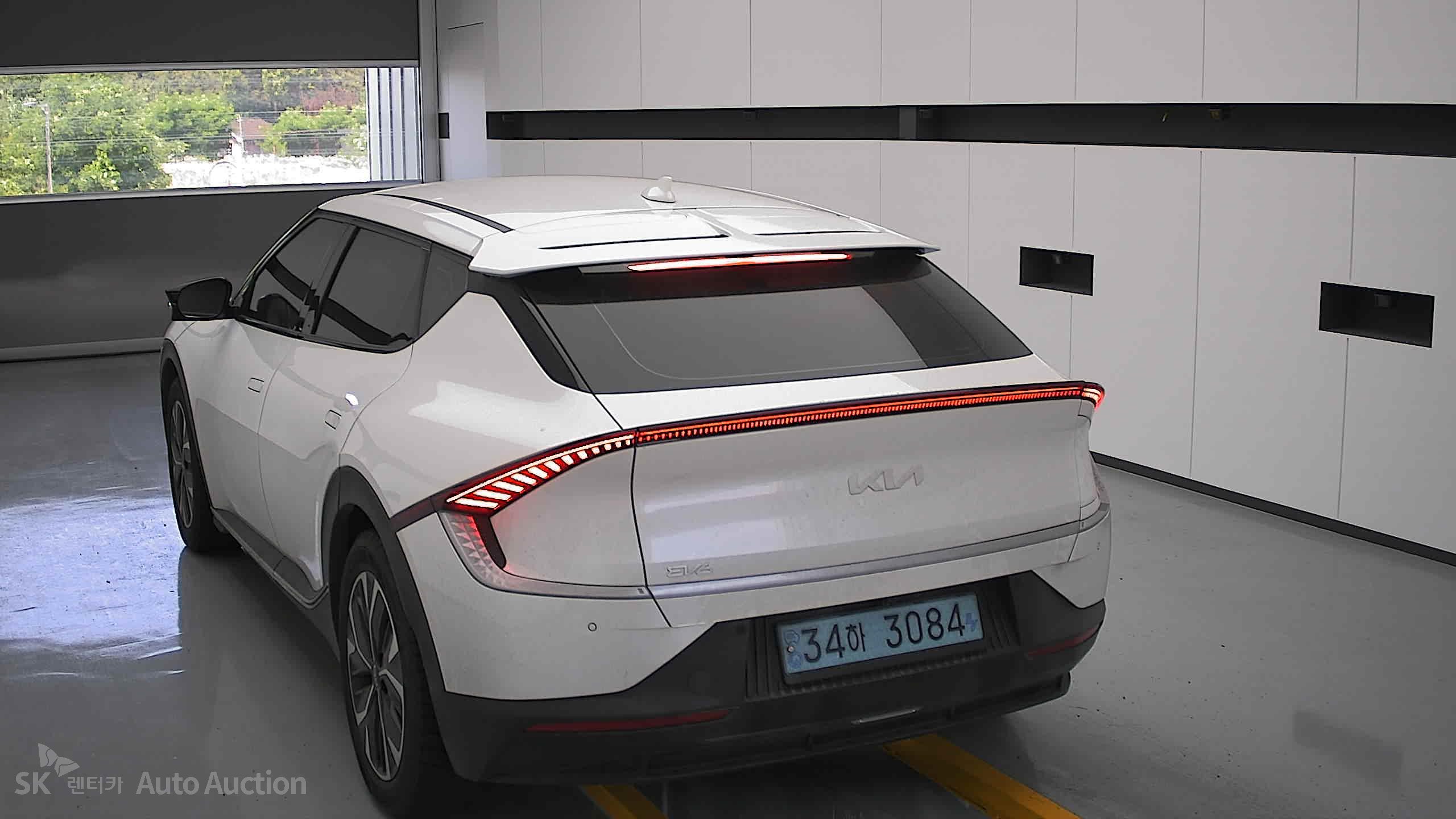 2022 - kia ev6