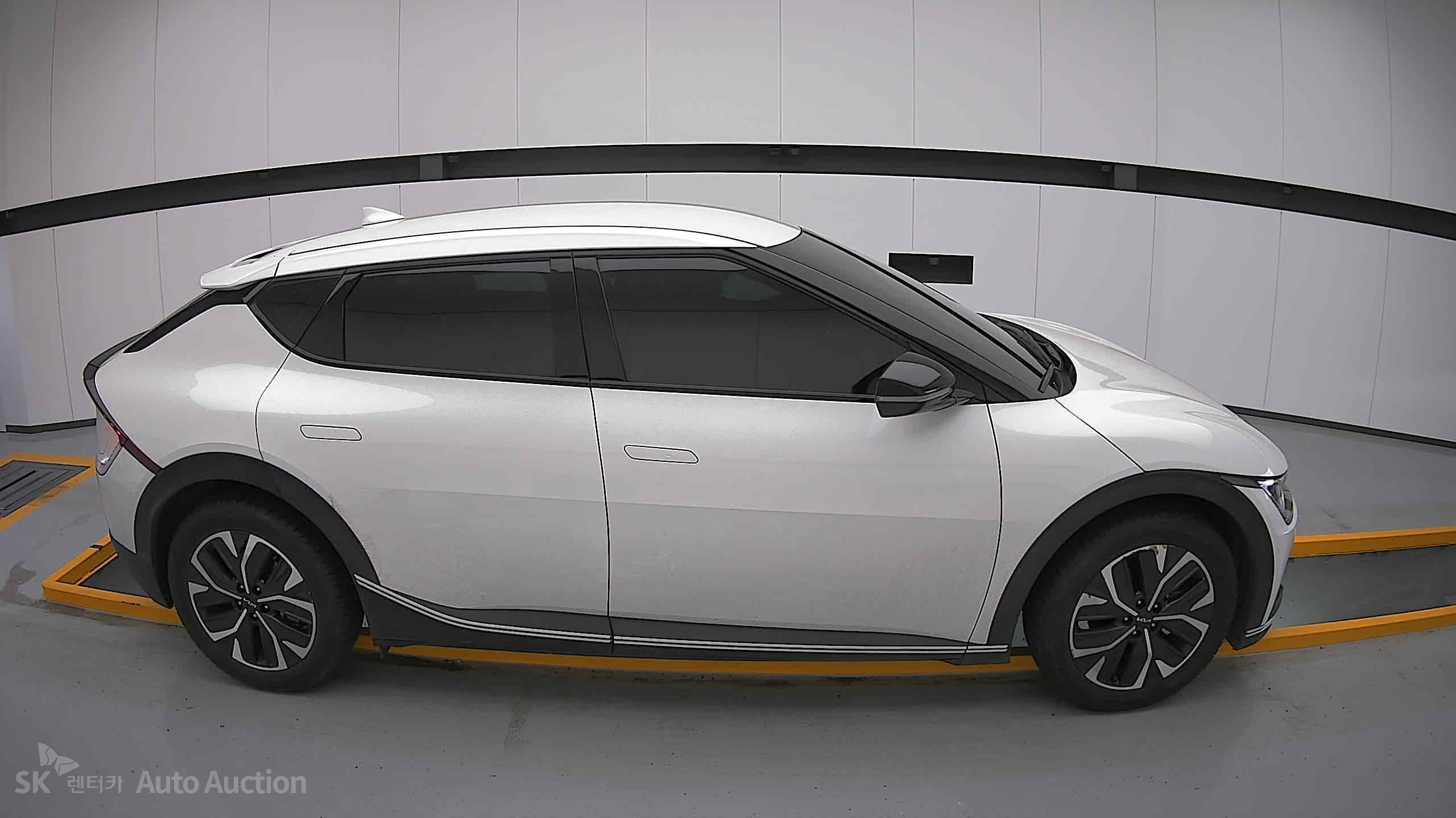 2022 - kia ev6