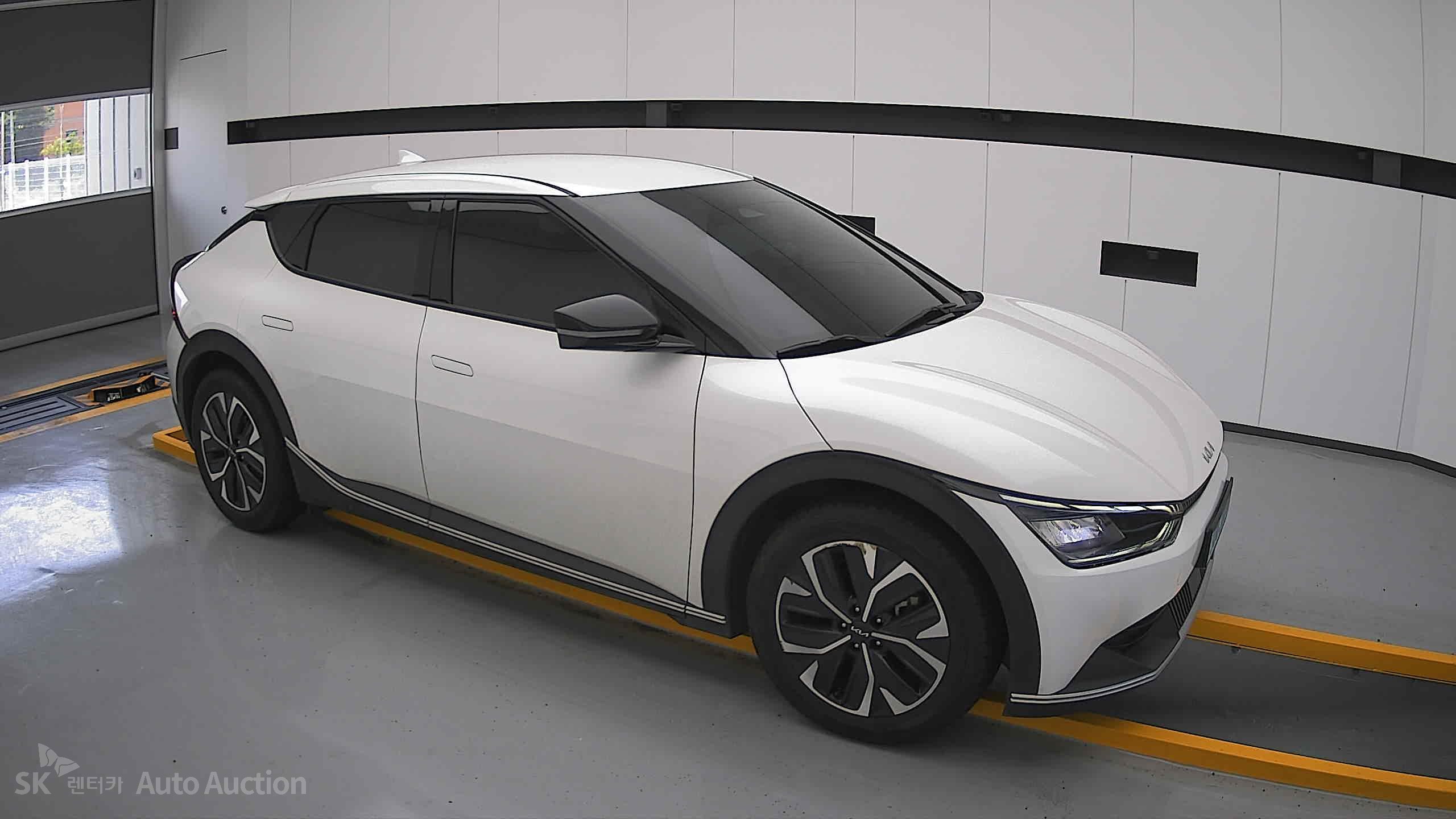 2022 - kia ev6