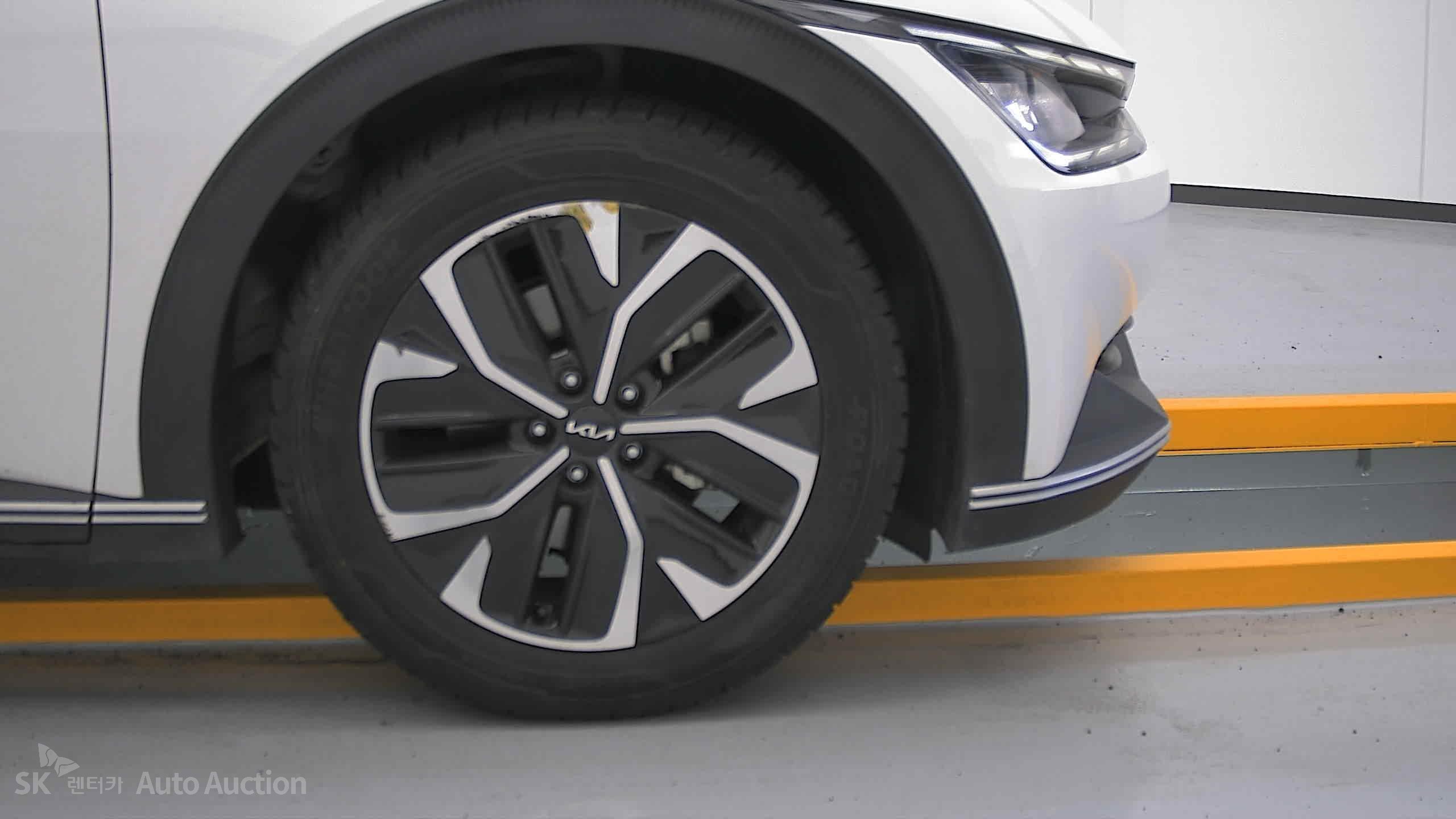 2022 - kia ev6