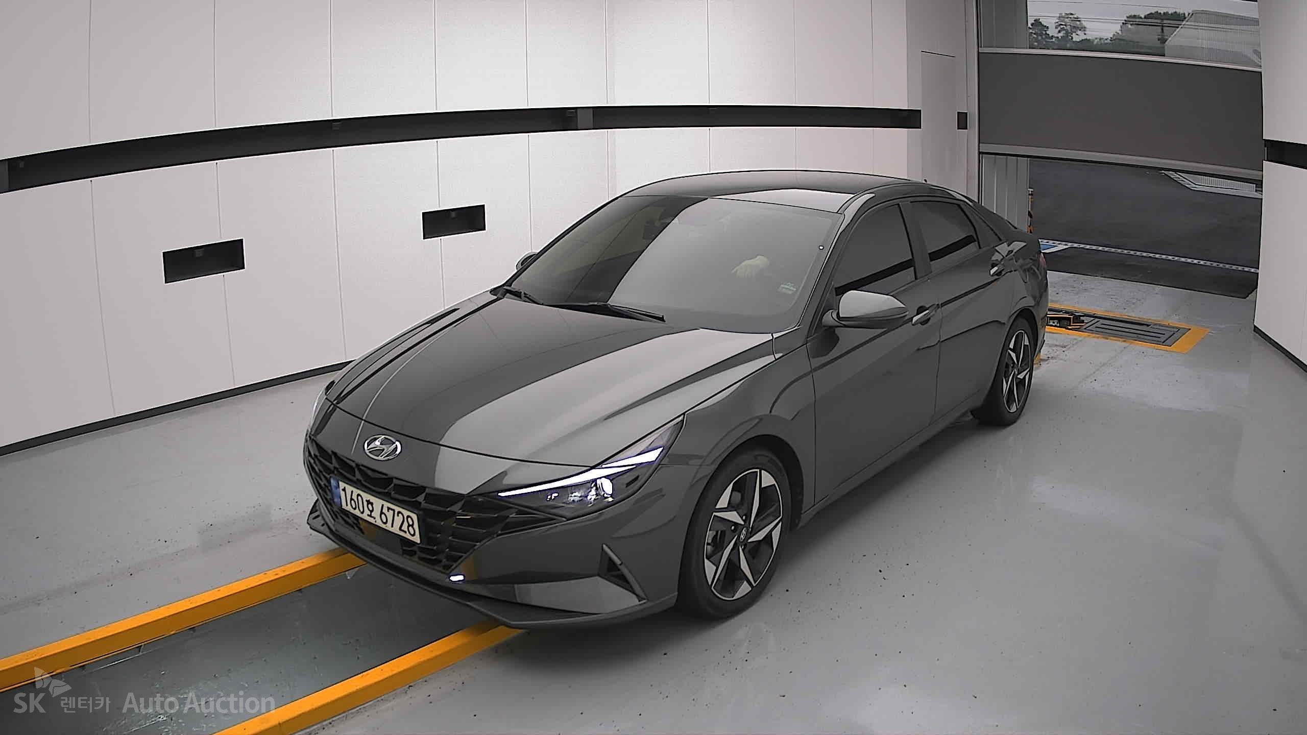2021 - hyundai avante
