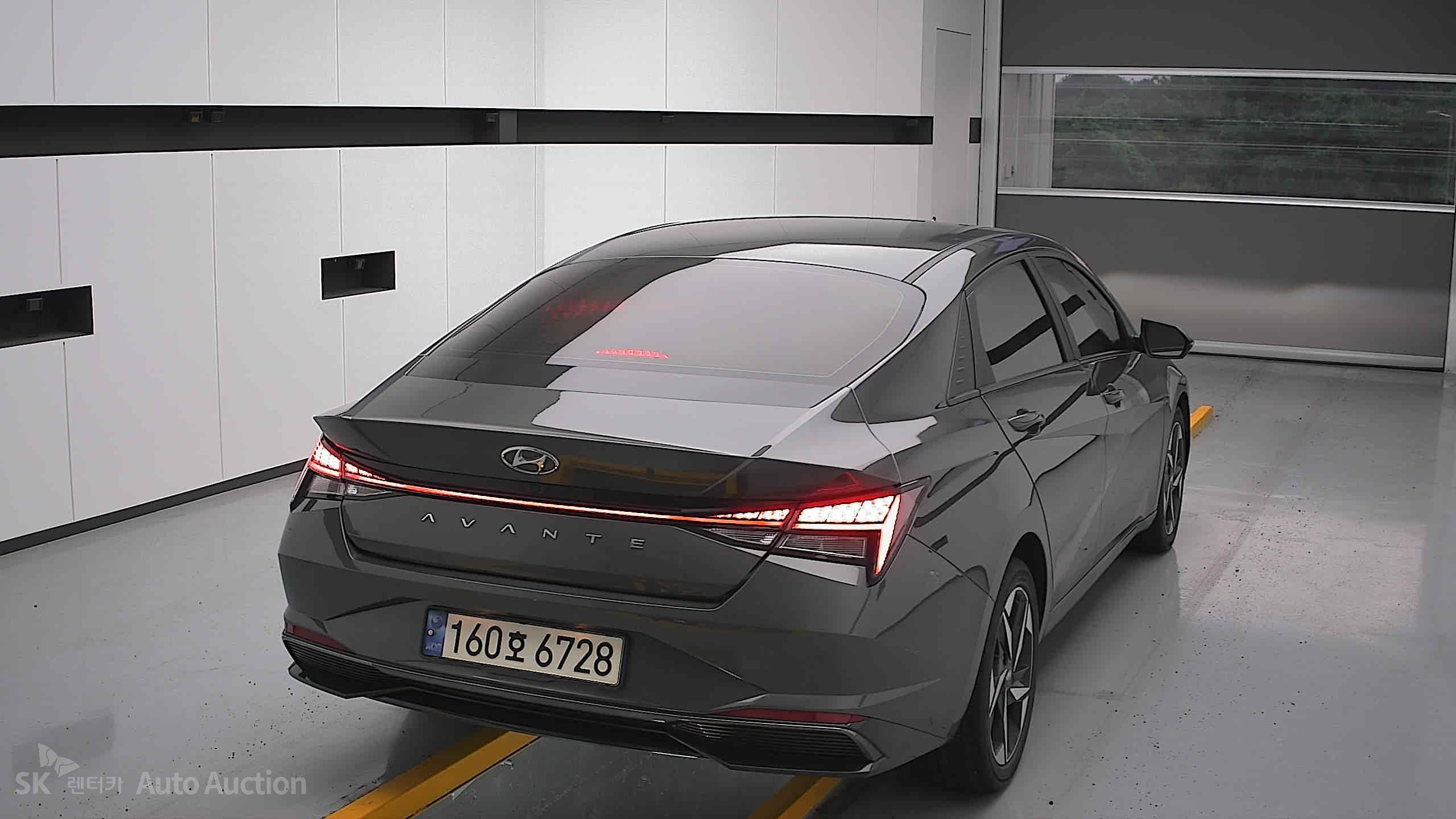 2021 - hyundai avante
