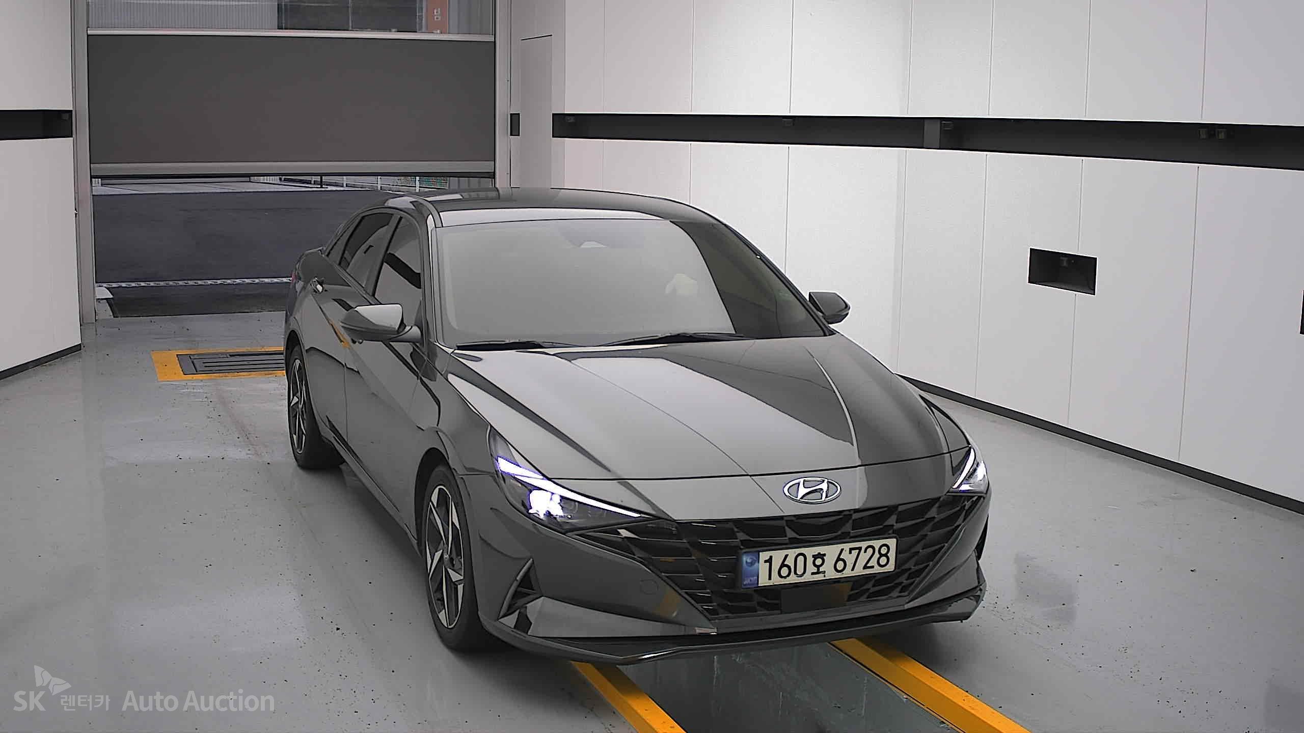 2021 - hyundai avante