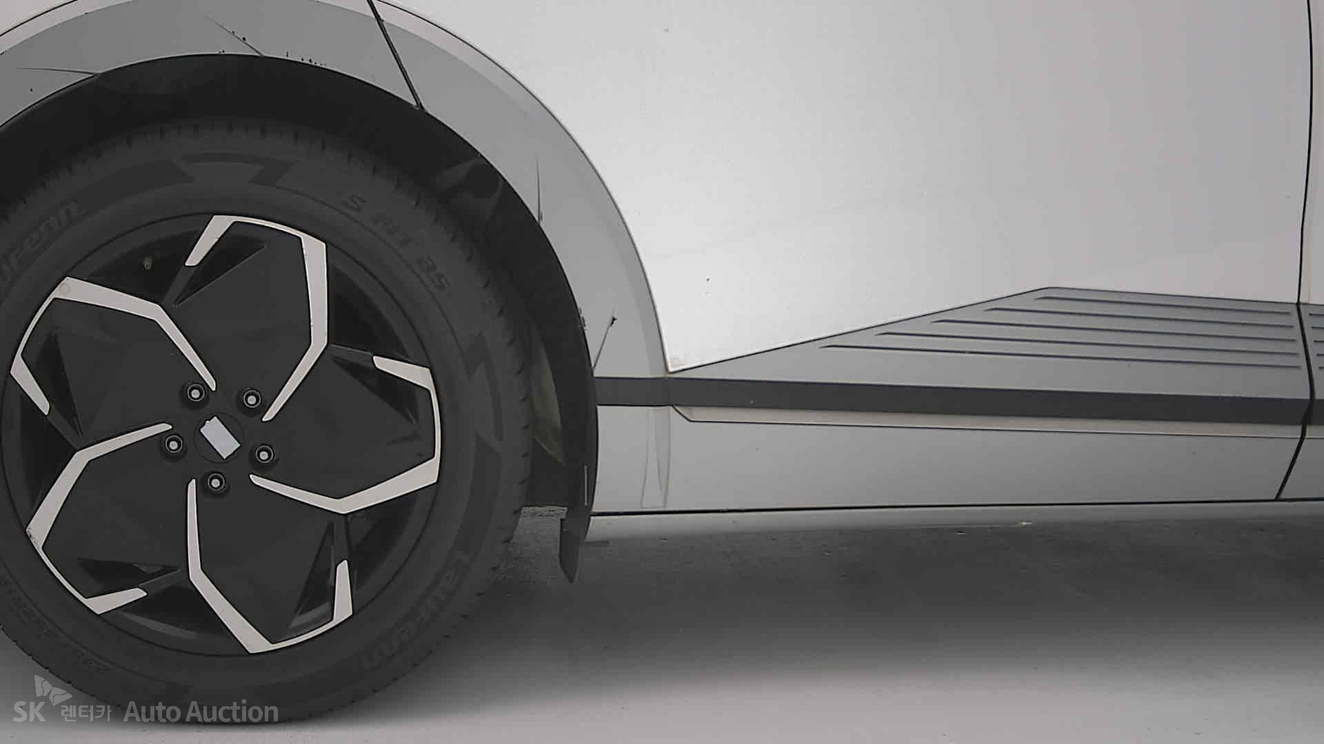 هيونداي Ioniq 2023 — صورة 27
