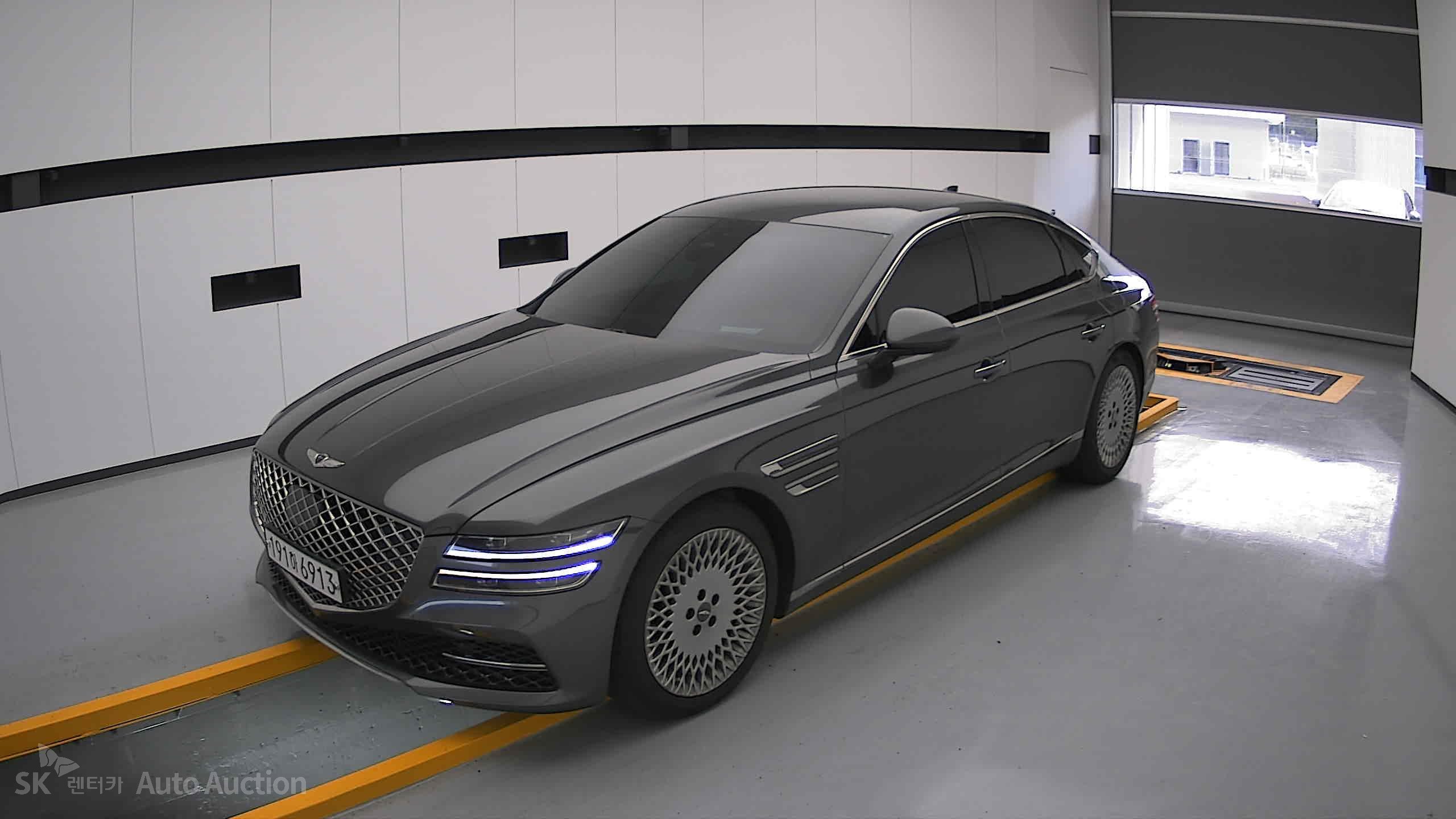 2022 - genesis g80