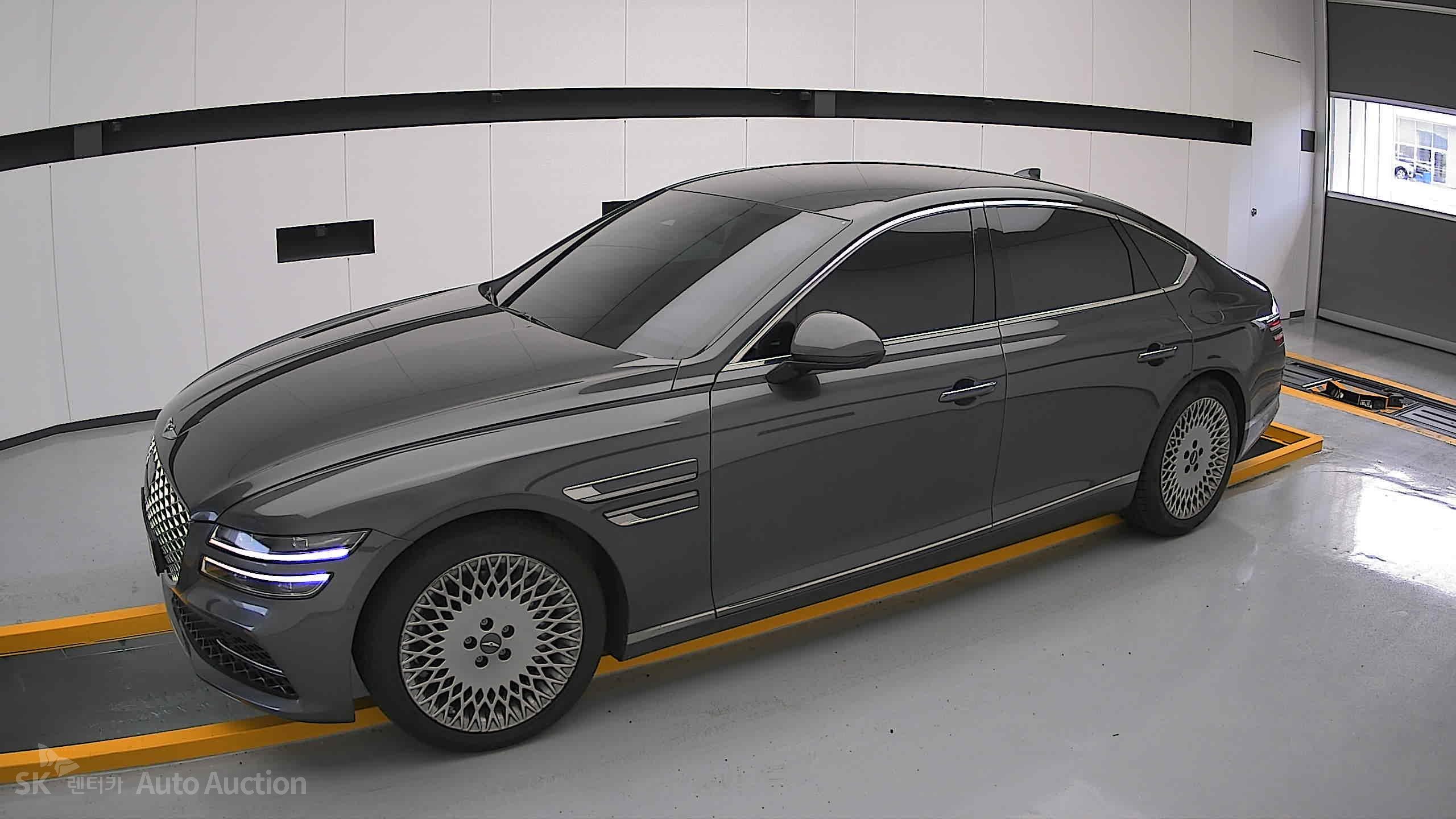 2022 - genesis g80