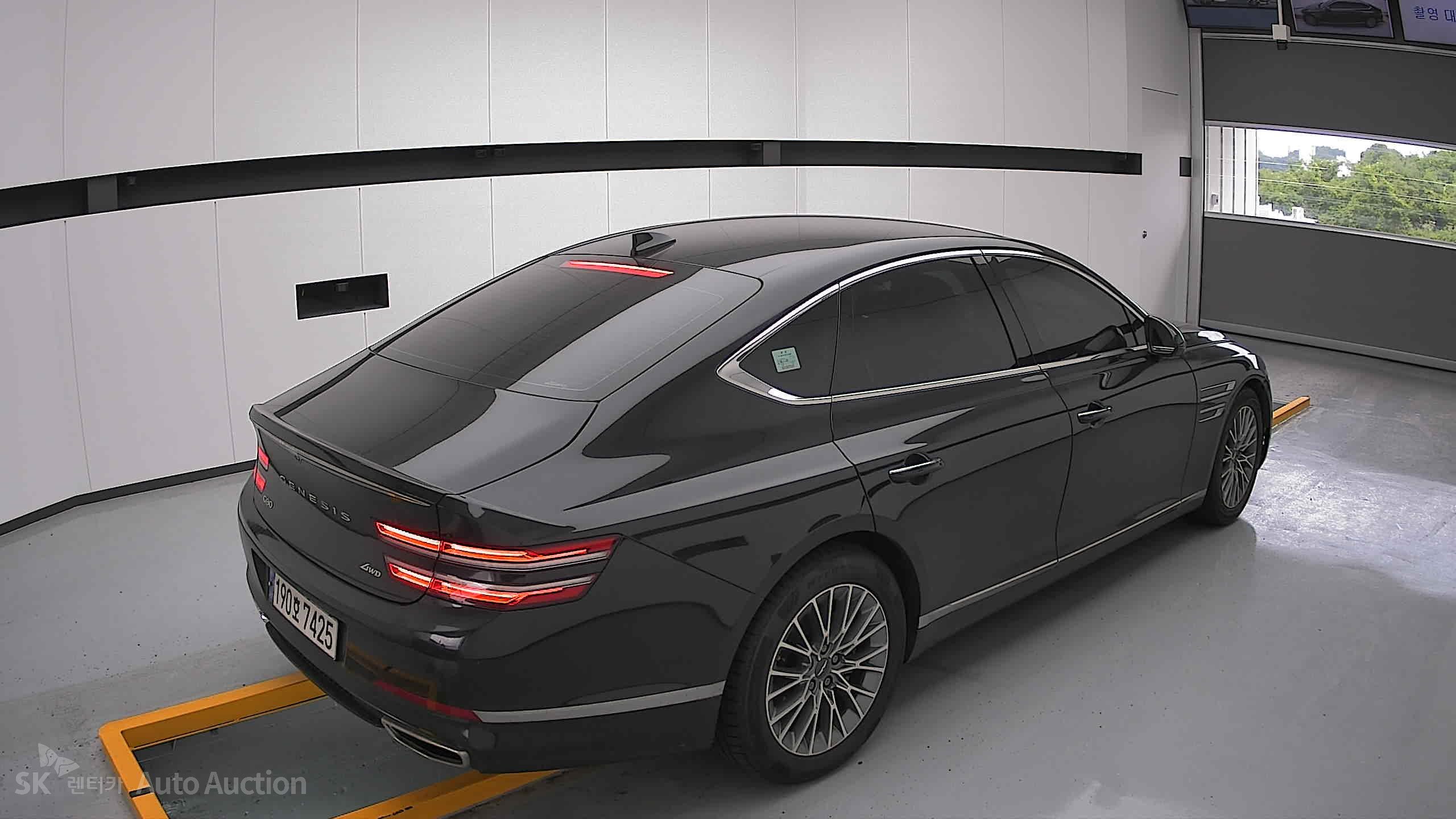 2022 - genesis g80