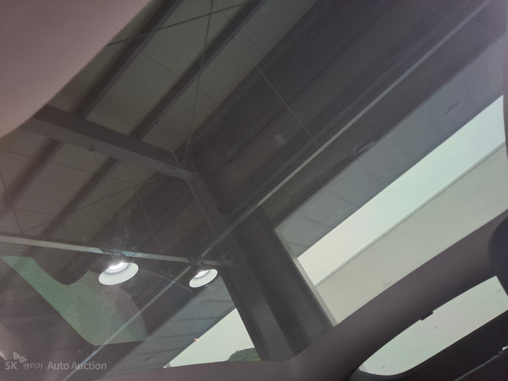 2021 - tesla model y