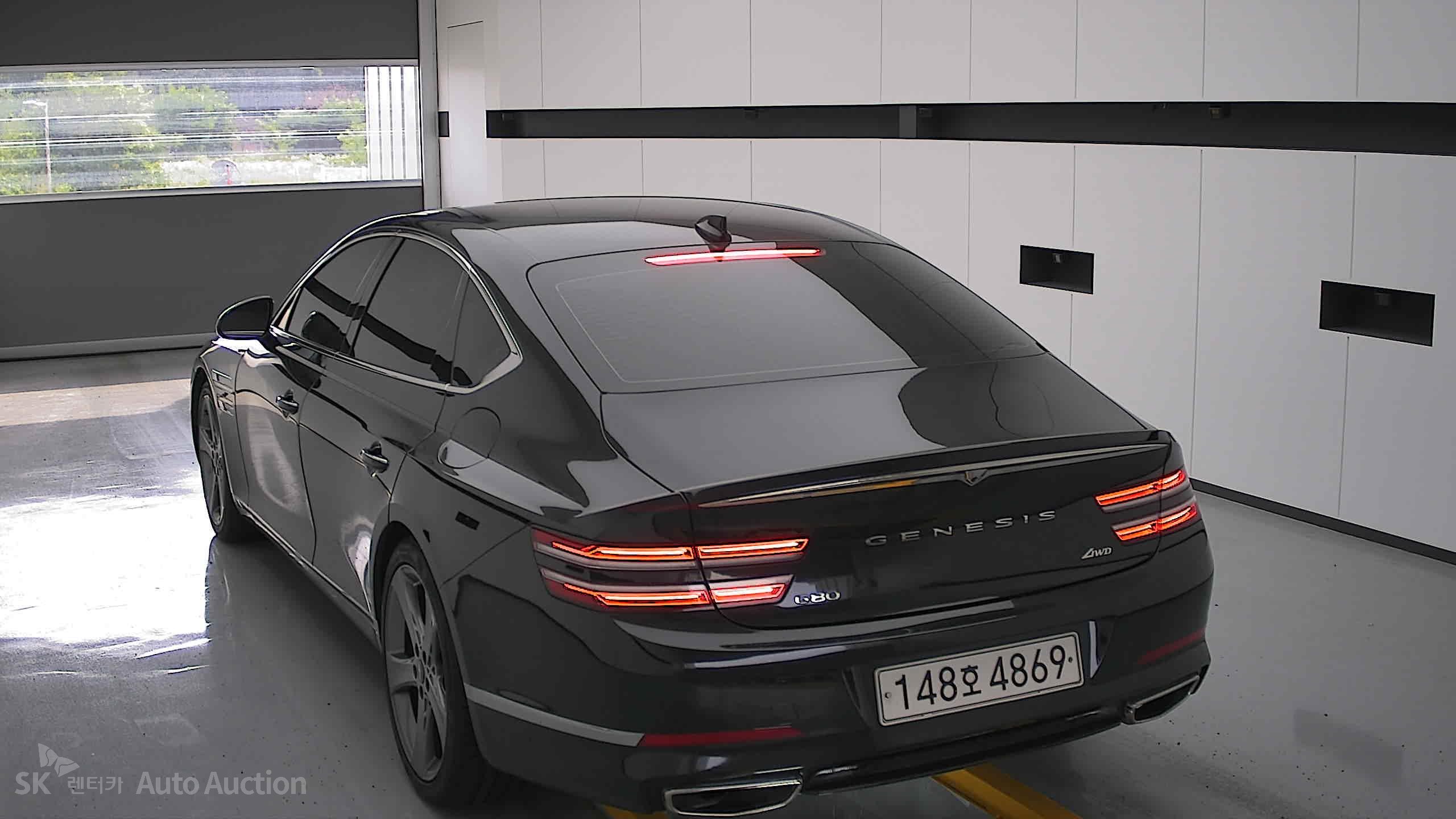 2021 - genesis g80