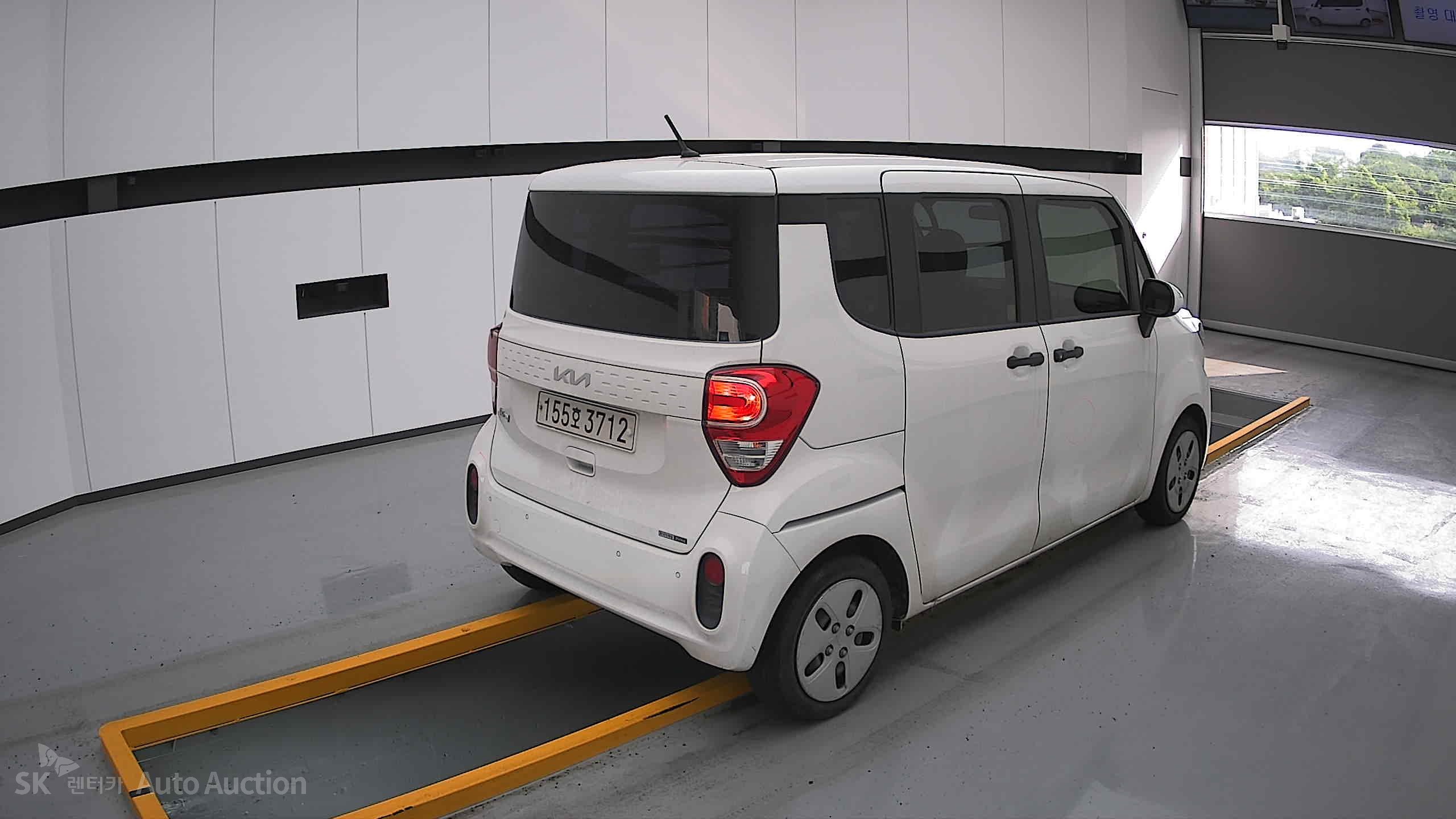 2022 - kia ray