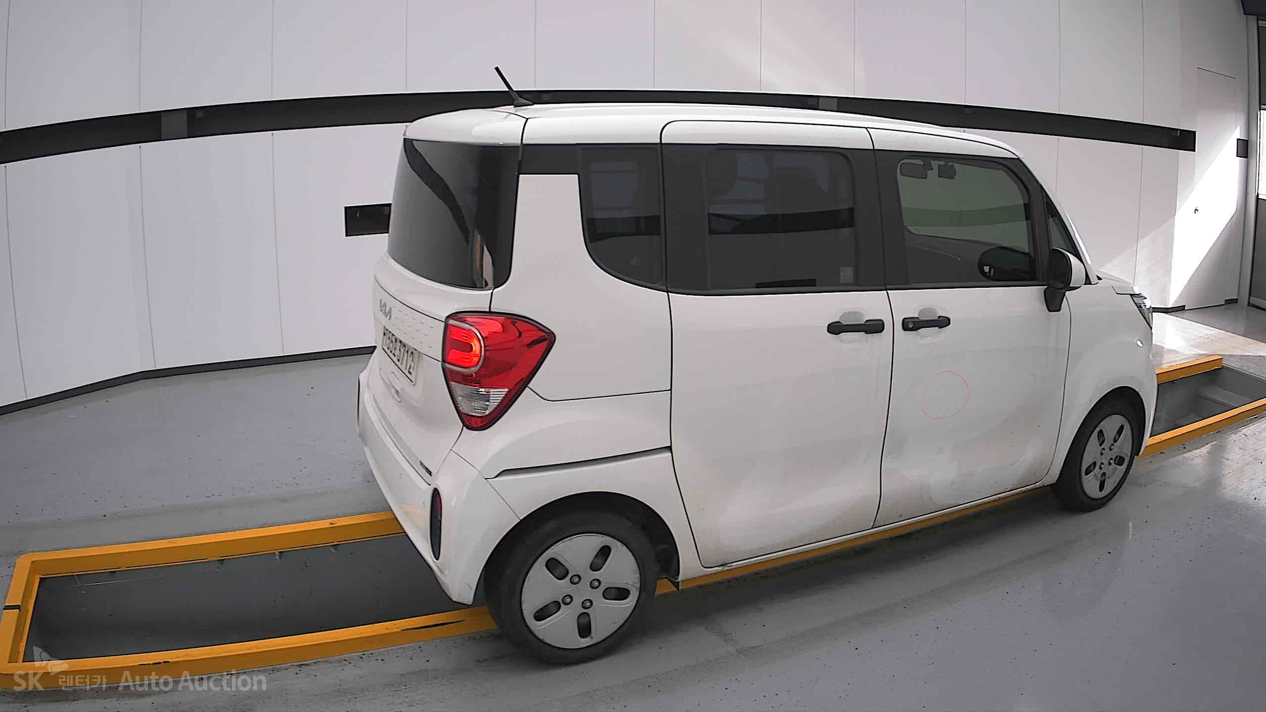 2022 - kia ray