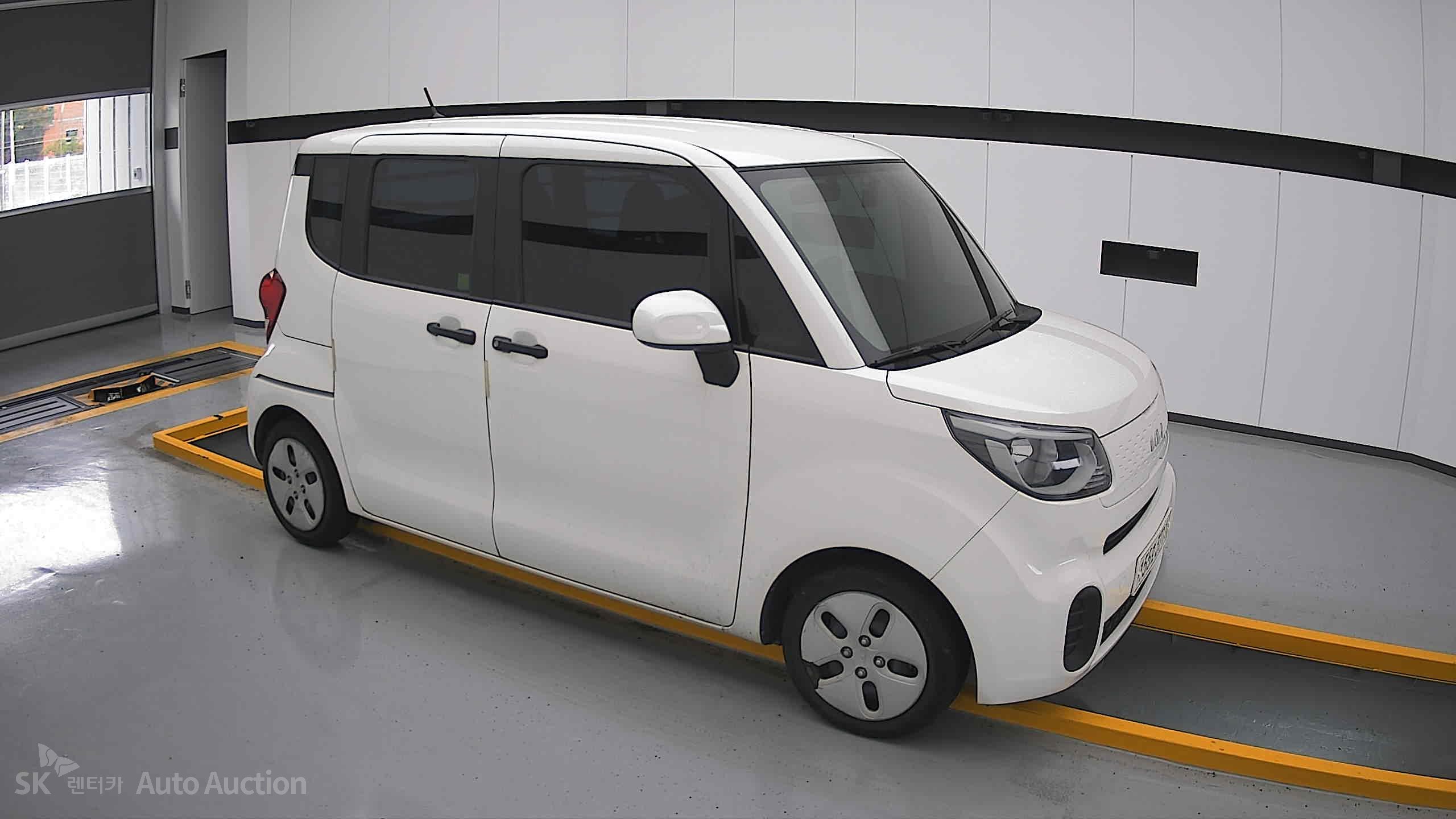 2022 - kia ray