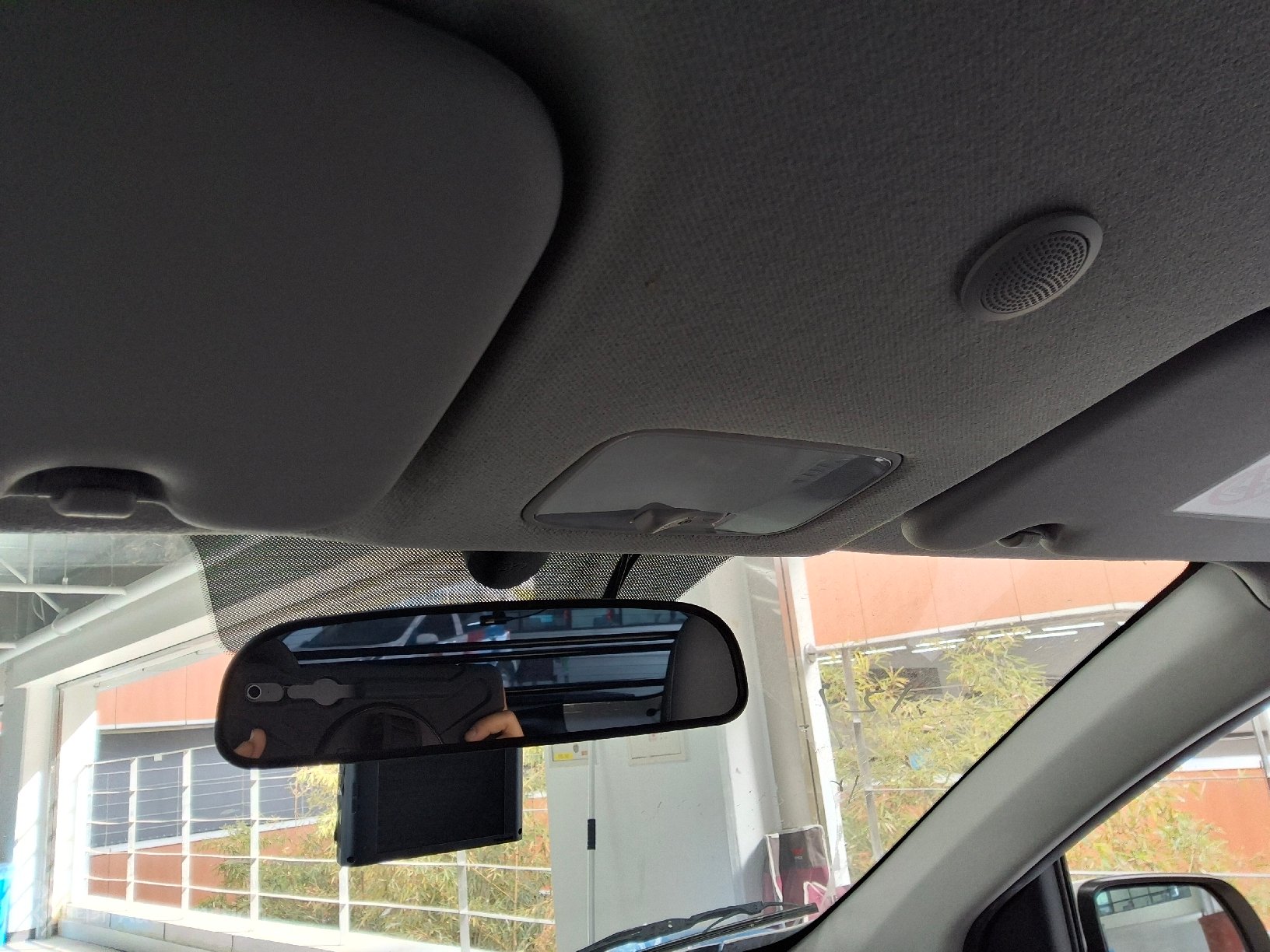 صورة إضافية