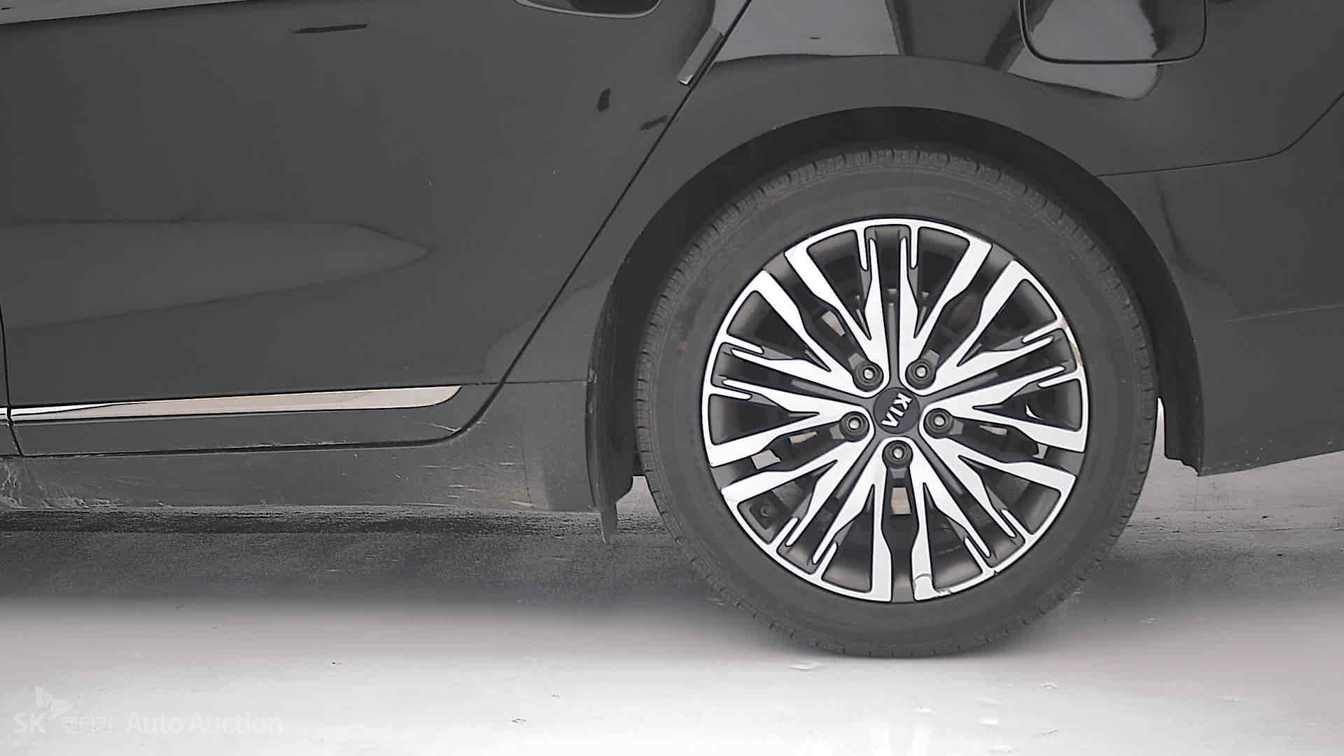 صورة إضافية