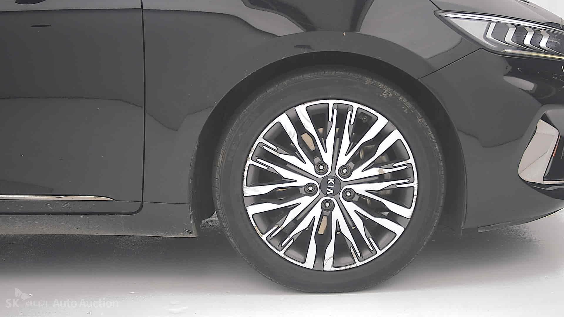 صورة إضافية