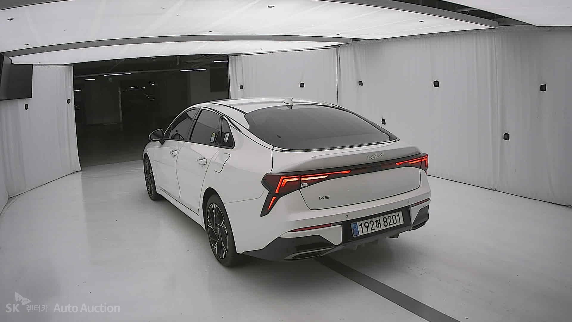 صورة إضافية