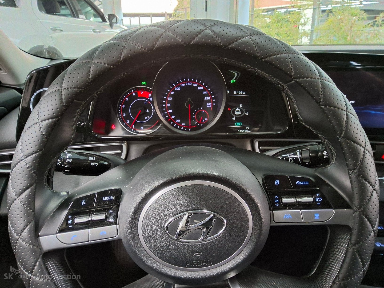 صورة إضافية