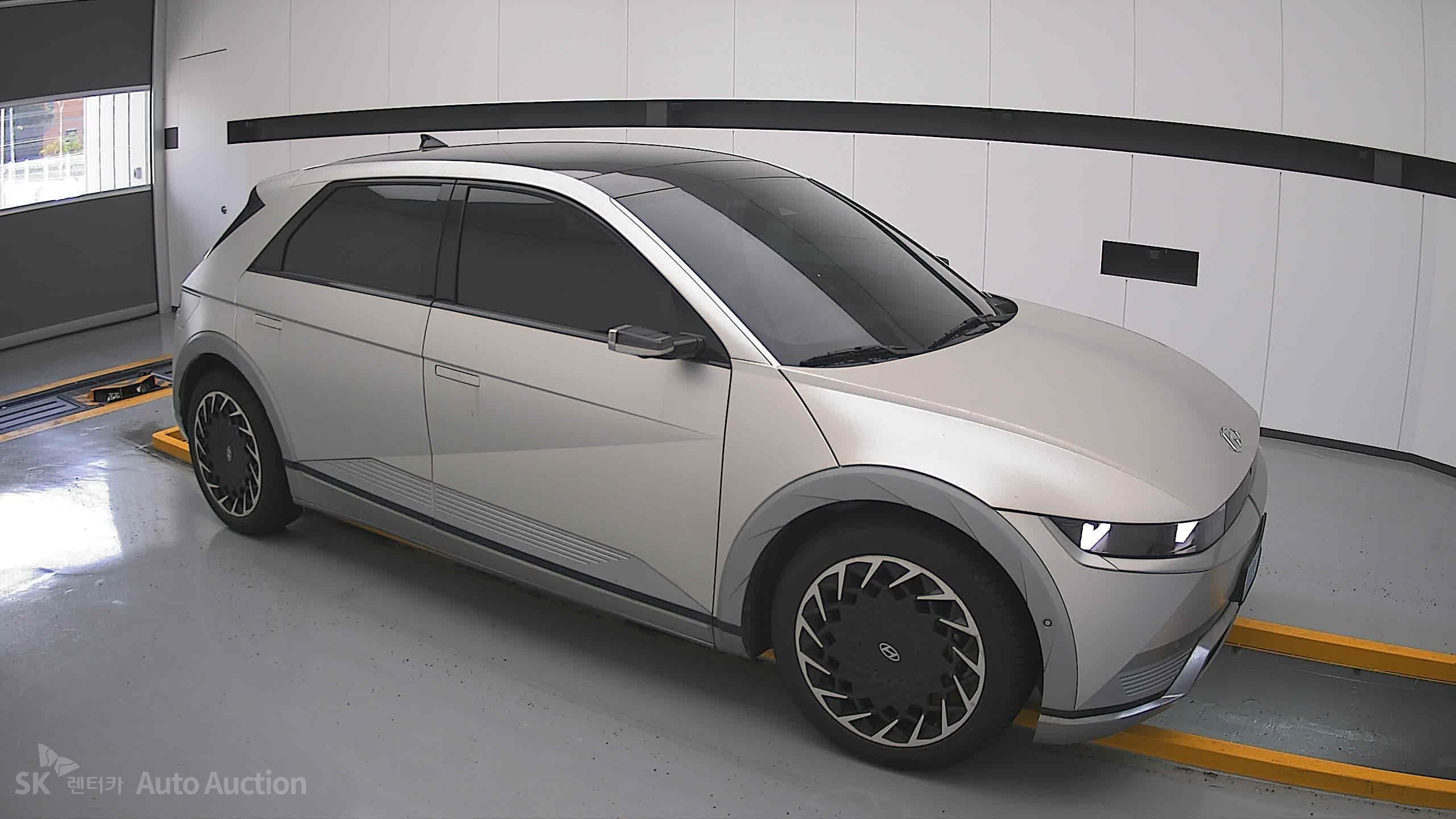 هيونداي Ioniq 2022 — صورة 20