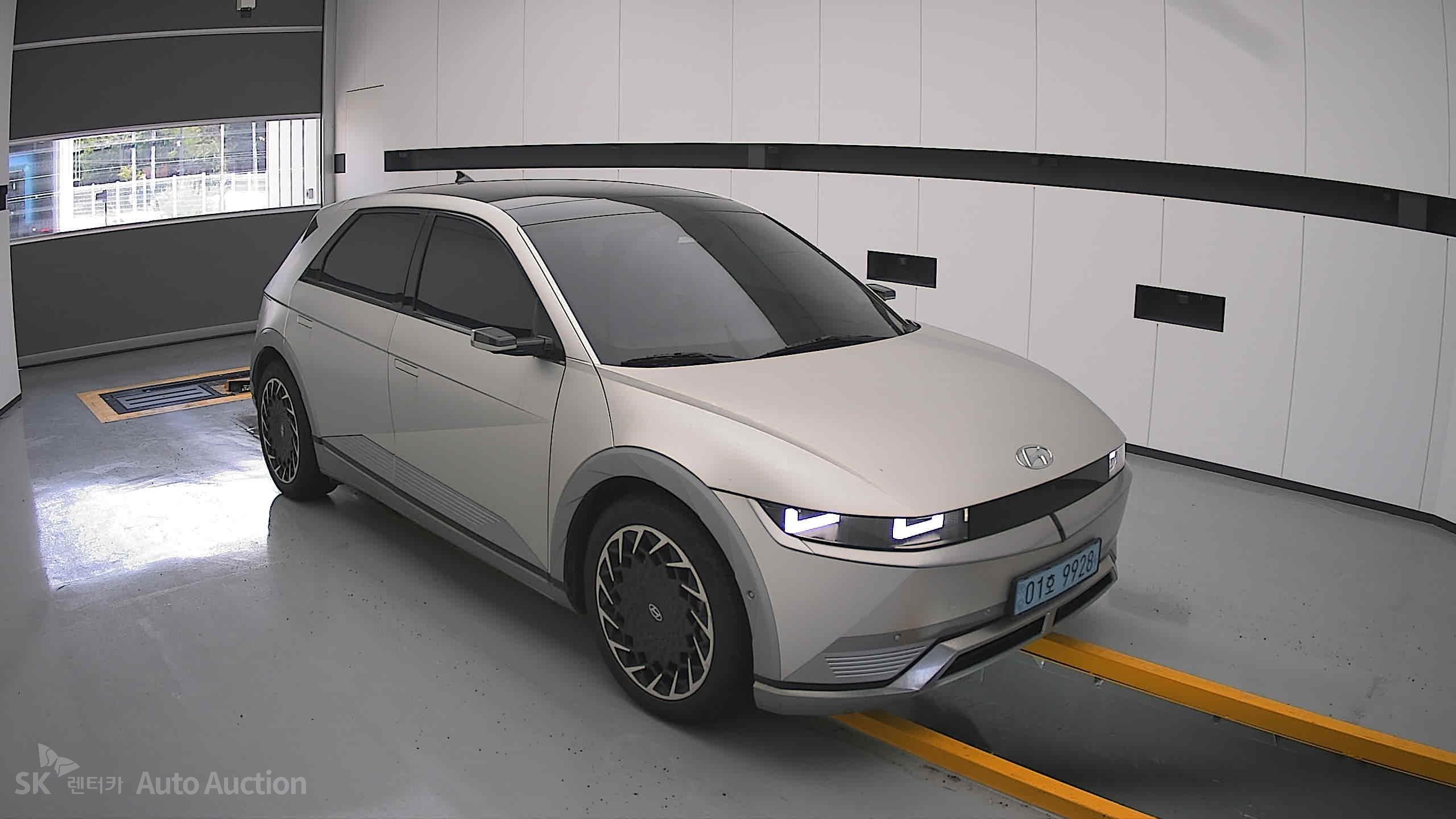 هيونداي Ioniq 2022 — صورة 21