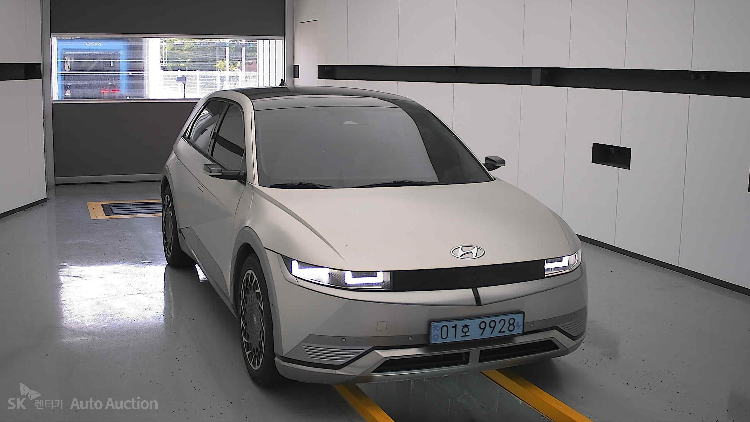 هيونداي Ioniq 2022 — صورة 22