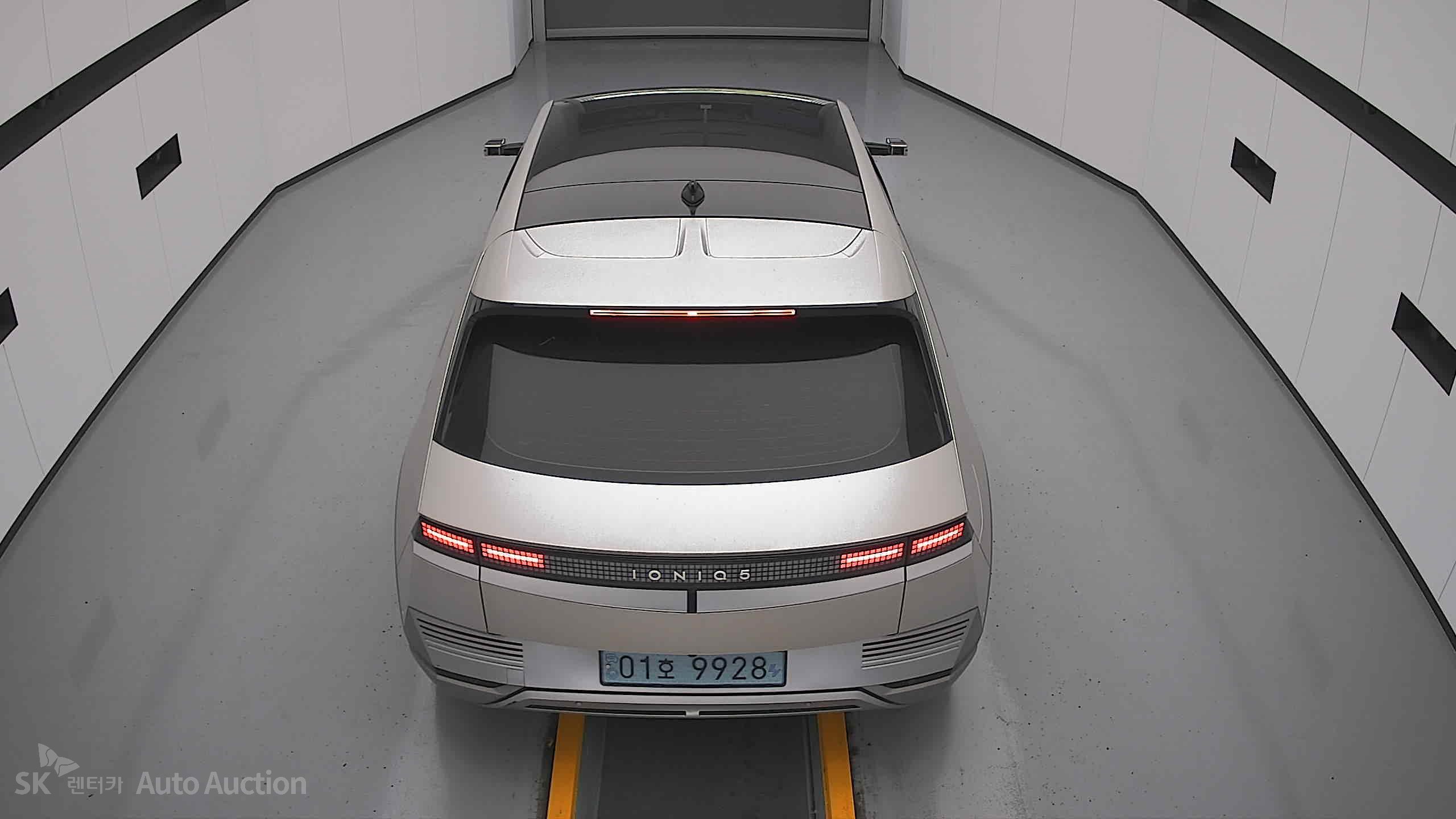 هيونداي Ioniq 2022 — صورة 23