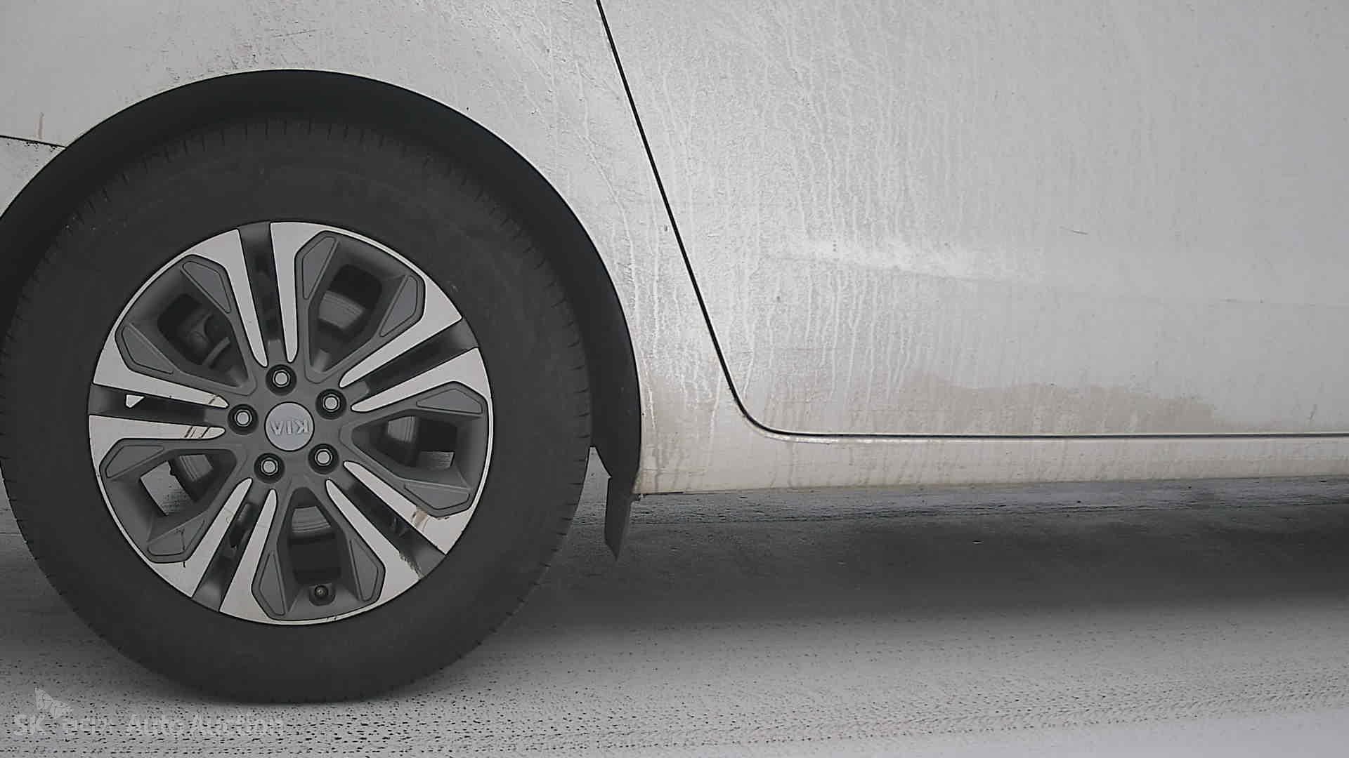 صورة إضافية