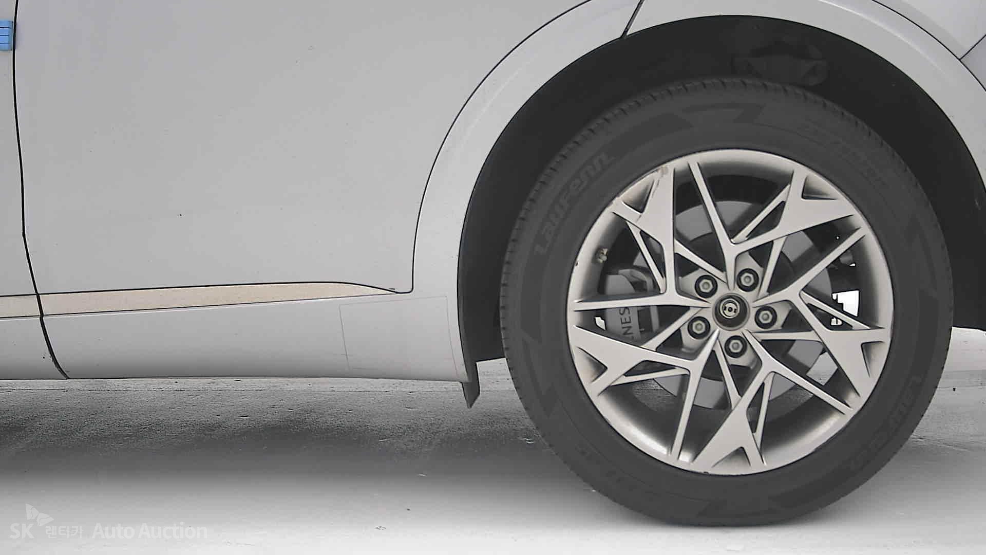 صورة إضافية