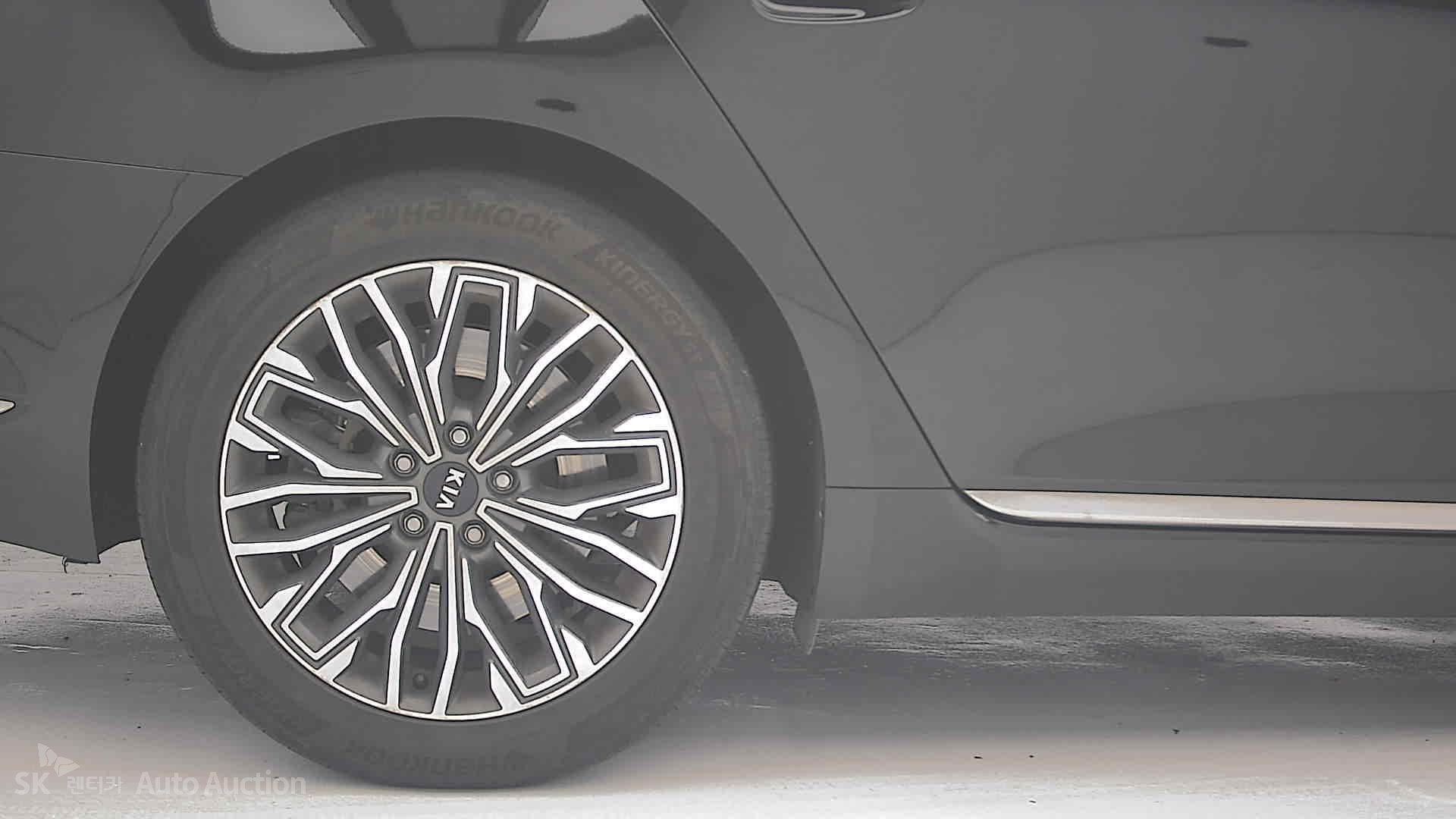 صورة إضافية